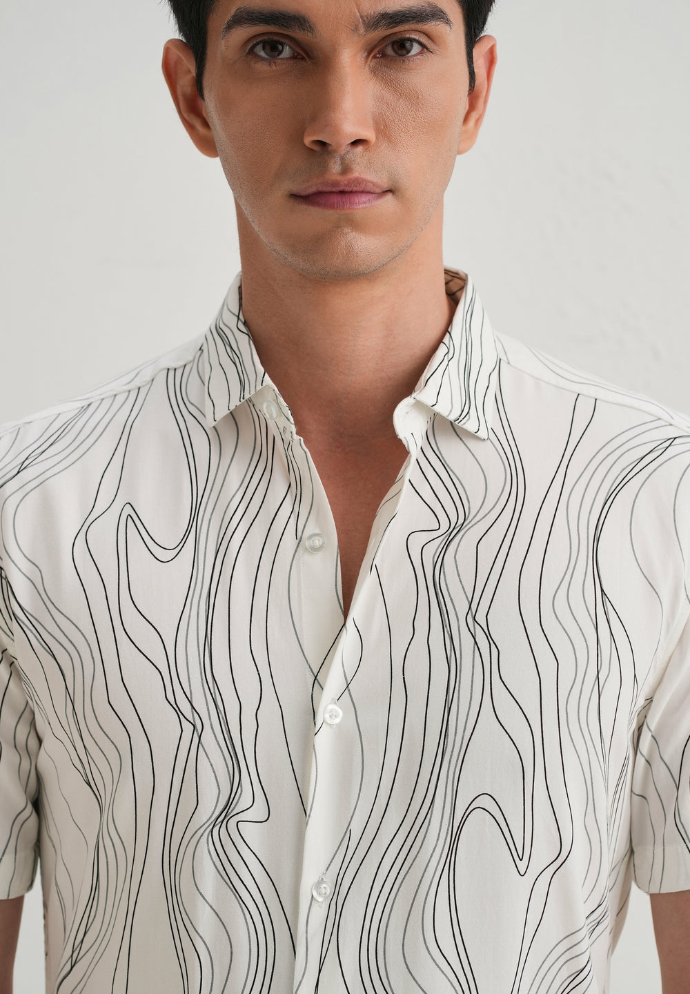Abstract White Line Print Shirt