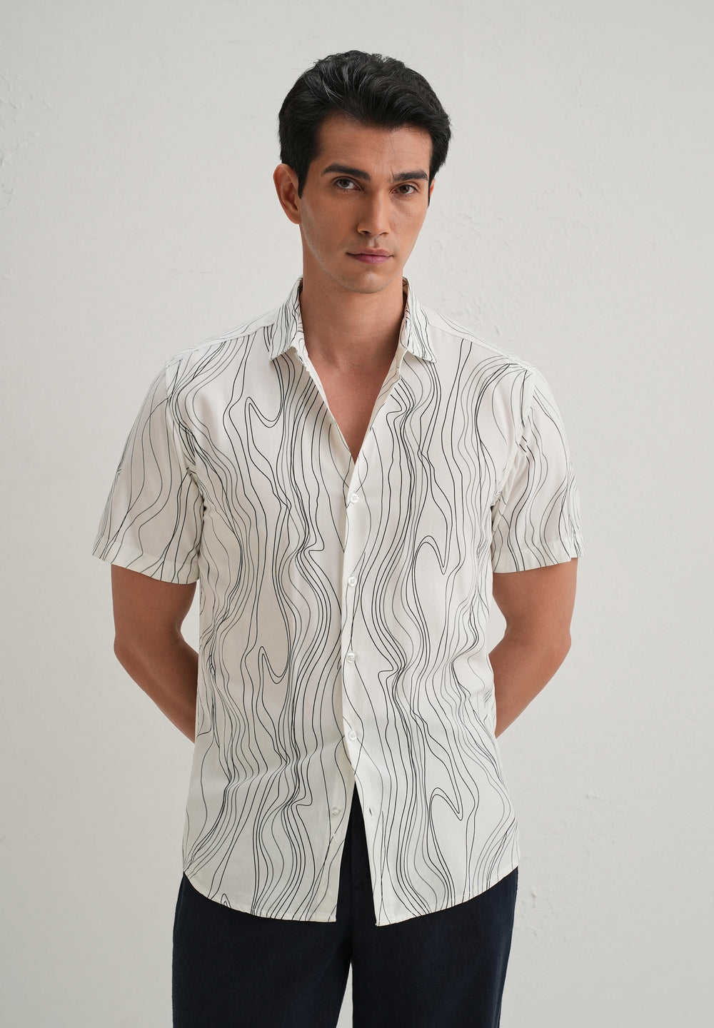 Abstract White Line Print Shirt