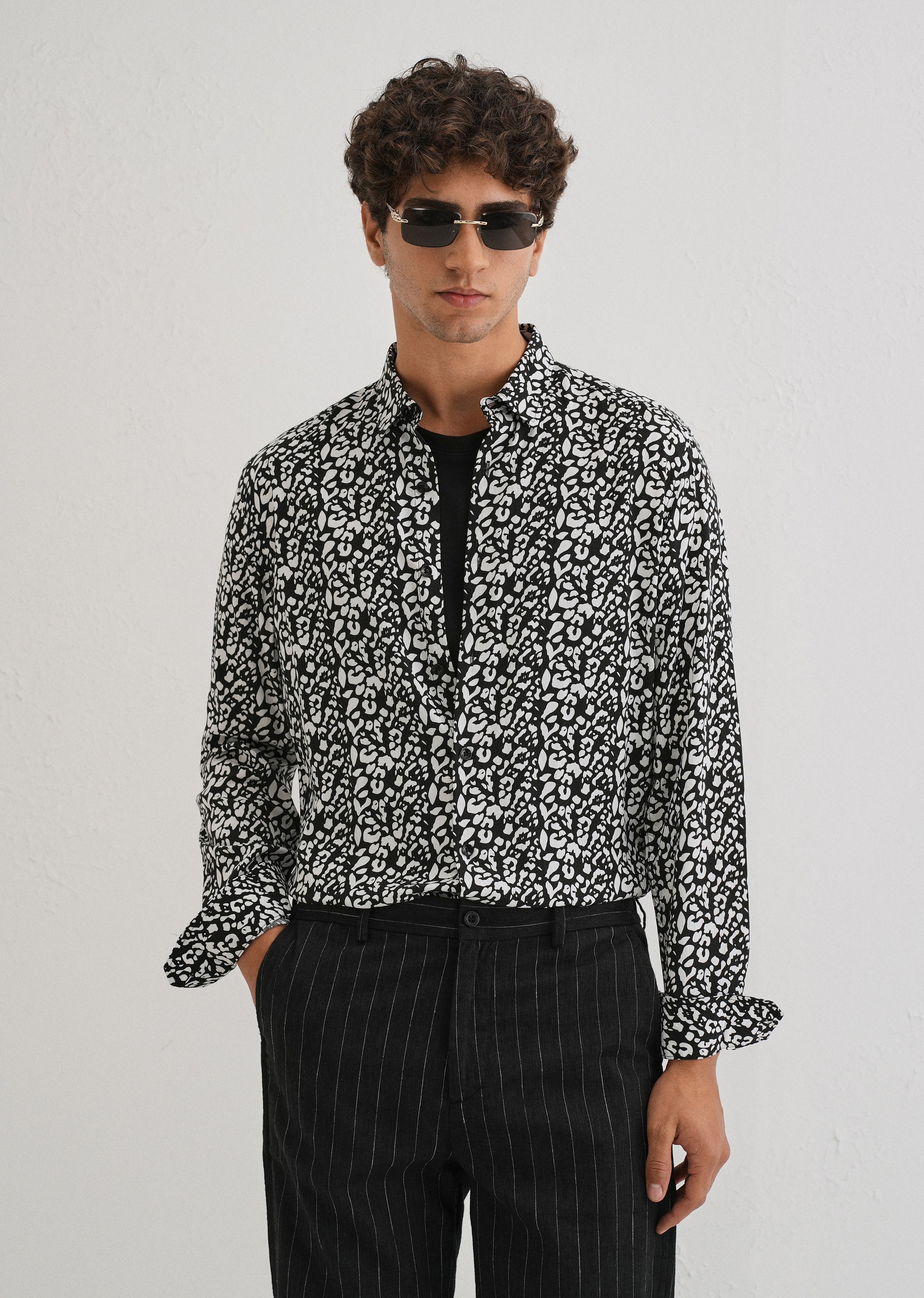 Achromatic Rosette Print Full sleeve shirt