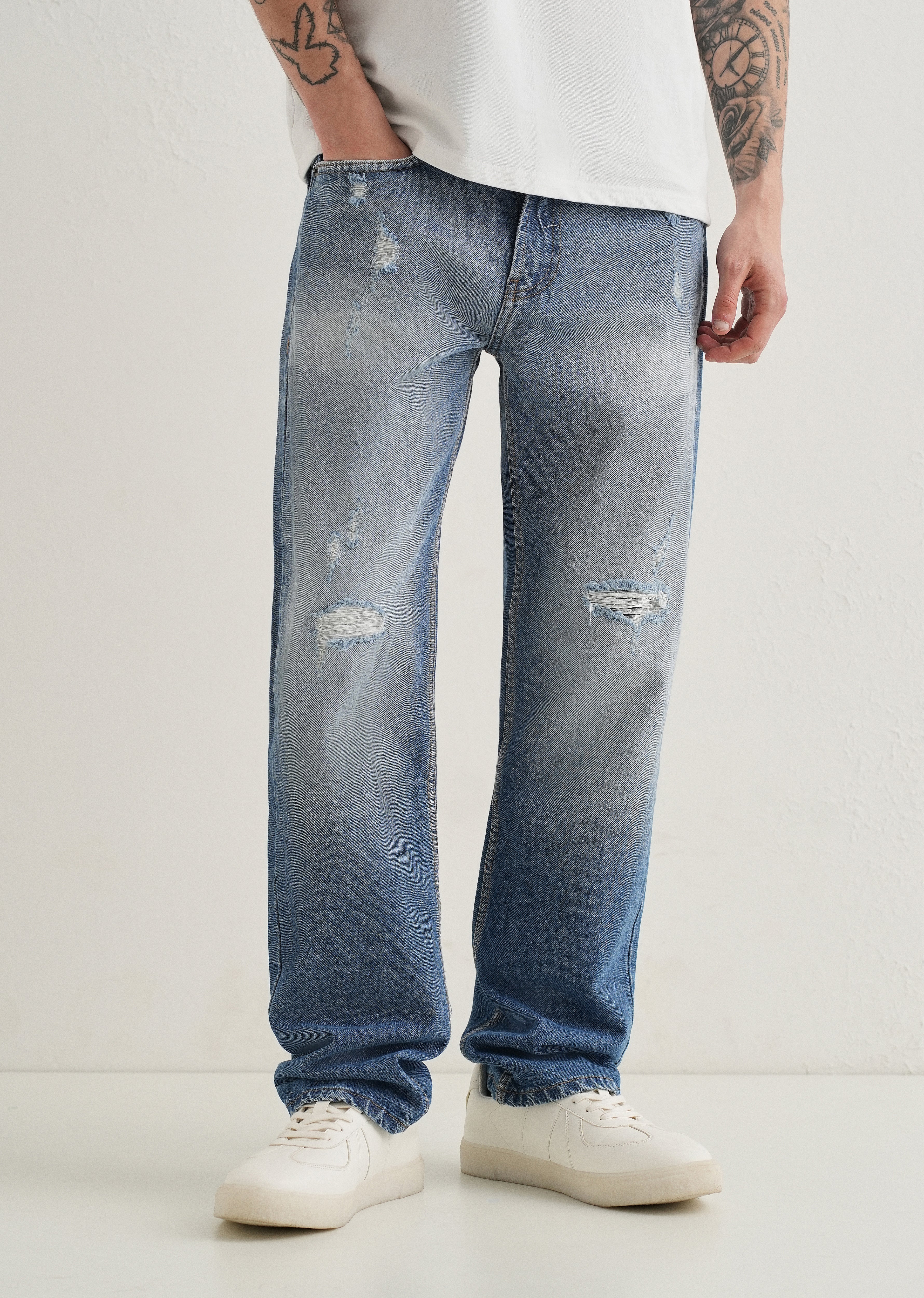 Afina Ripped Blue Straight fit Jeans