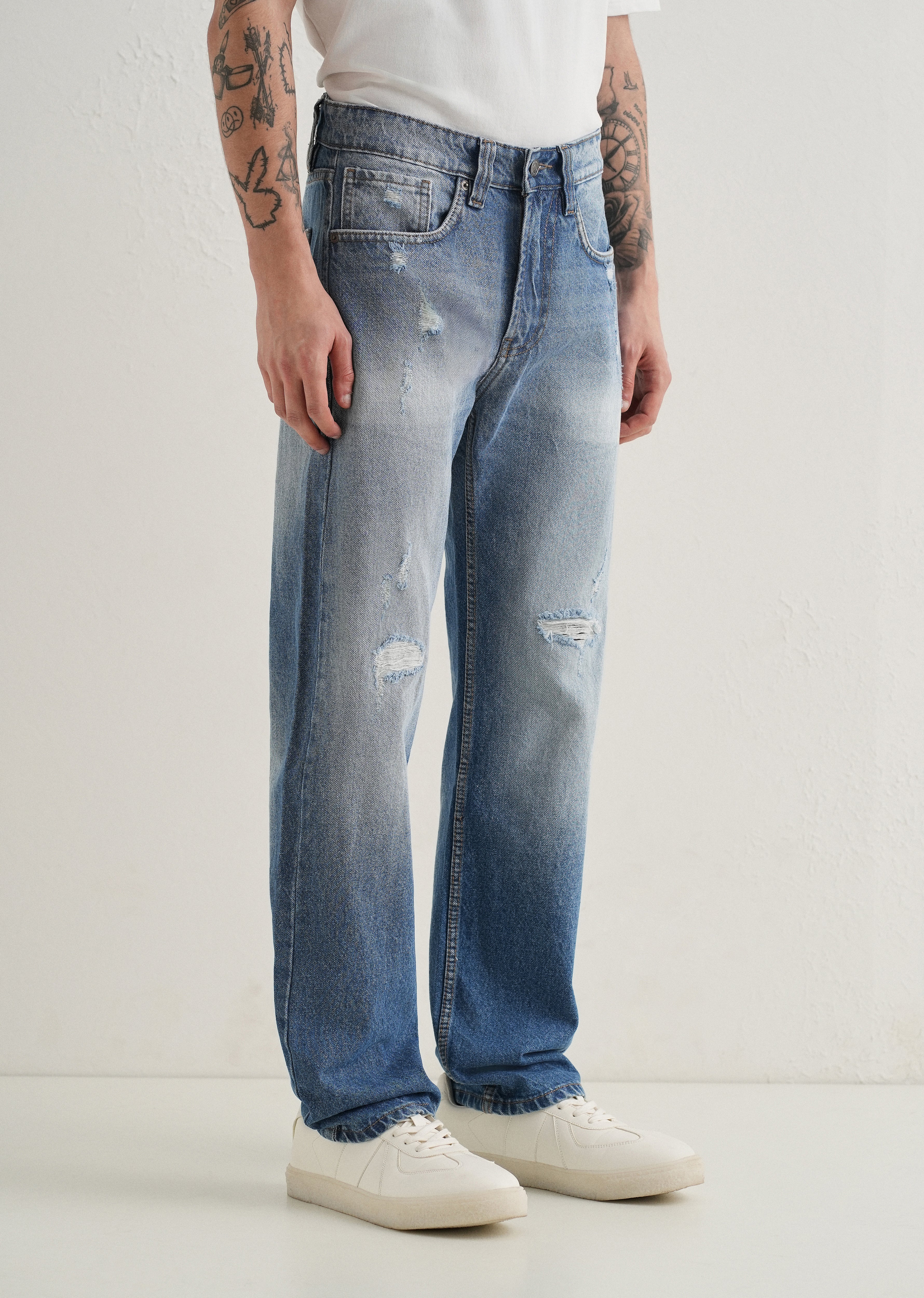 Afina Ripped Blue Straight fit Jeans