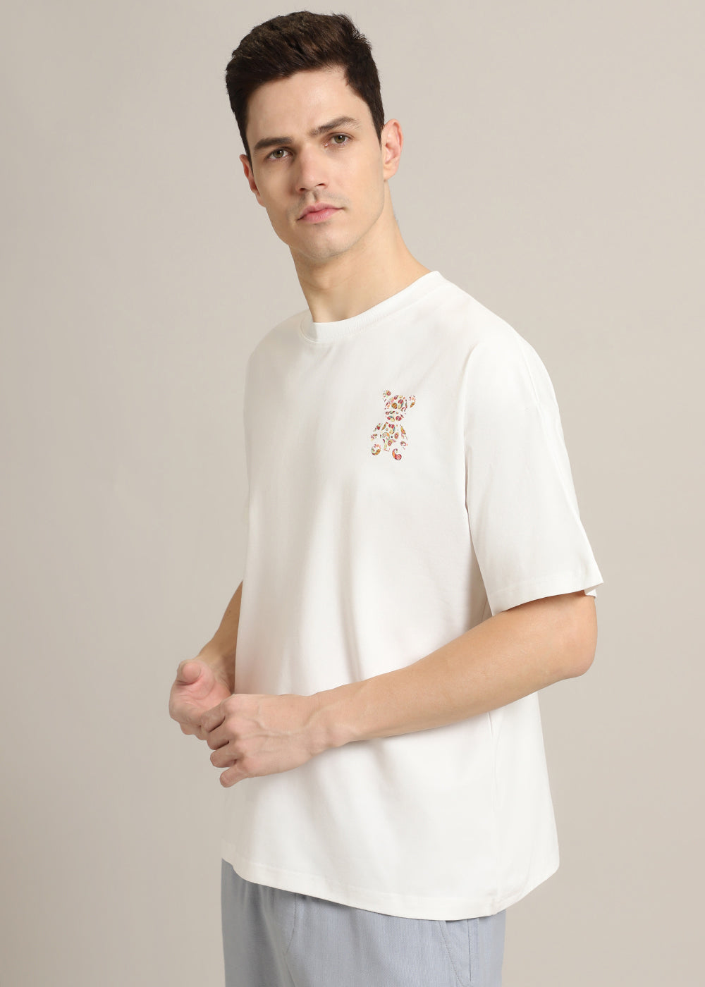 Bearsy Paisley White Oversized T-shirt