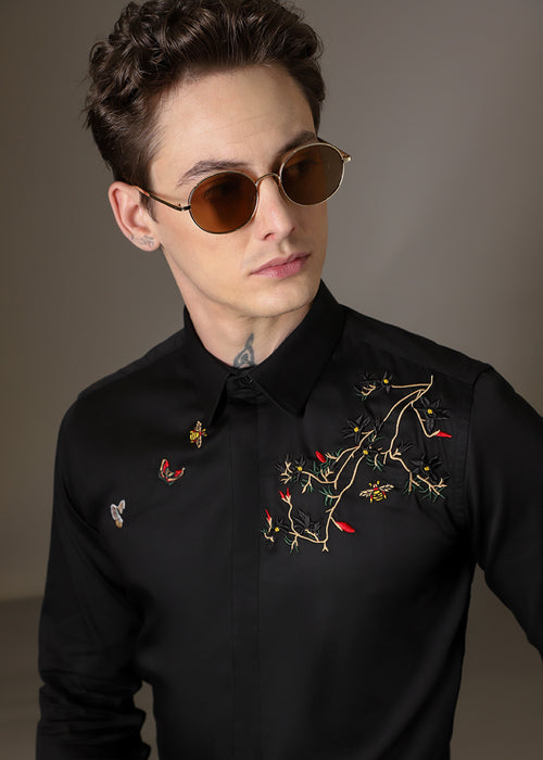 Beeclub Needle Work Black Shirt