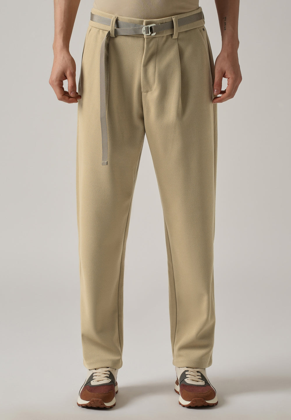 Beige Relaxed Fit Textured Pleated Pant