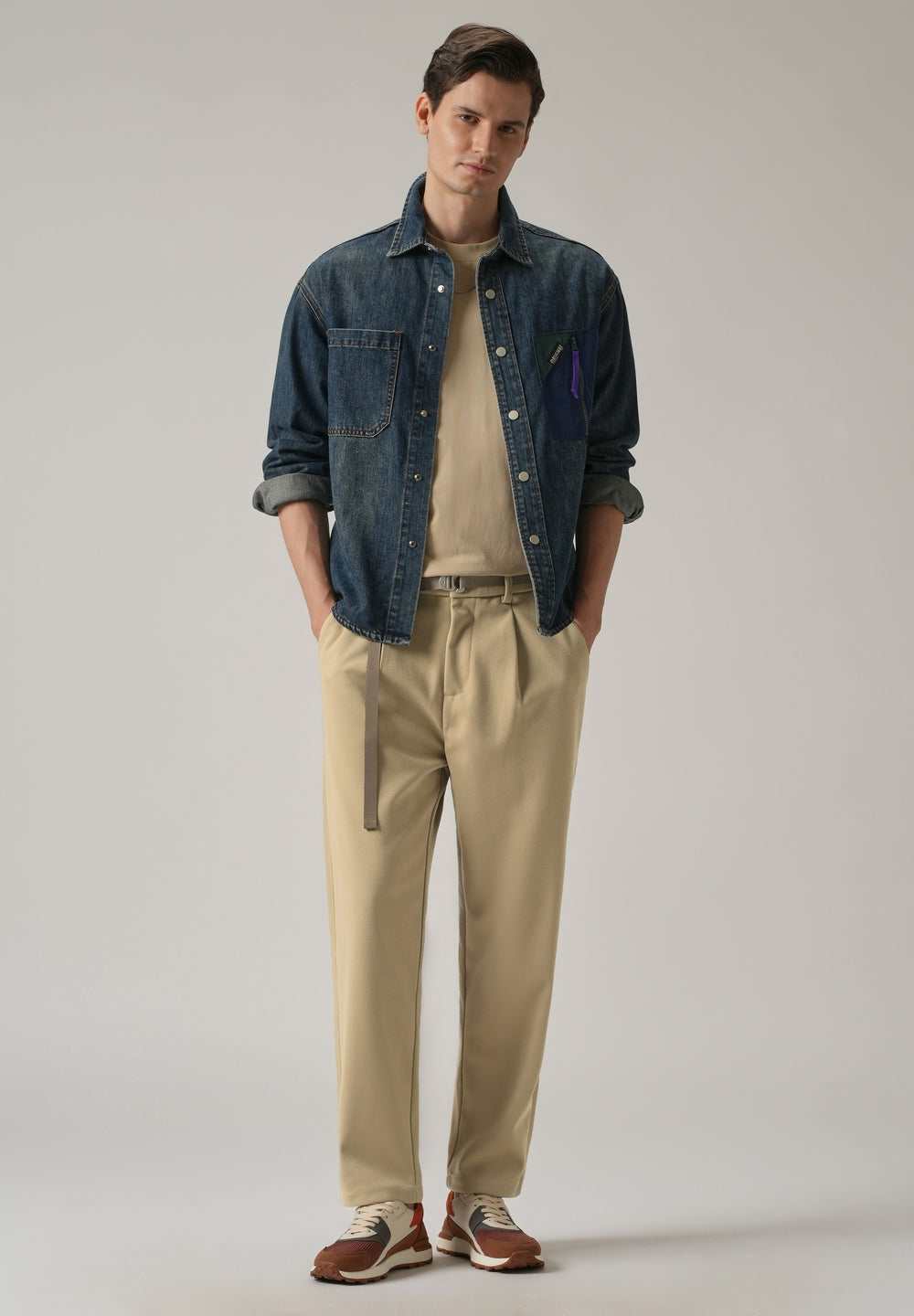 Beige Relaxed Fit Textured Pleated Pant