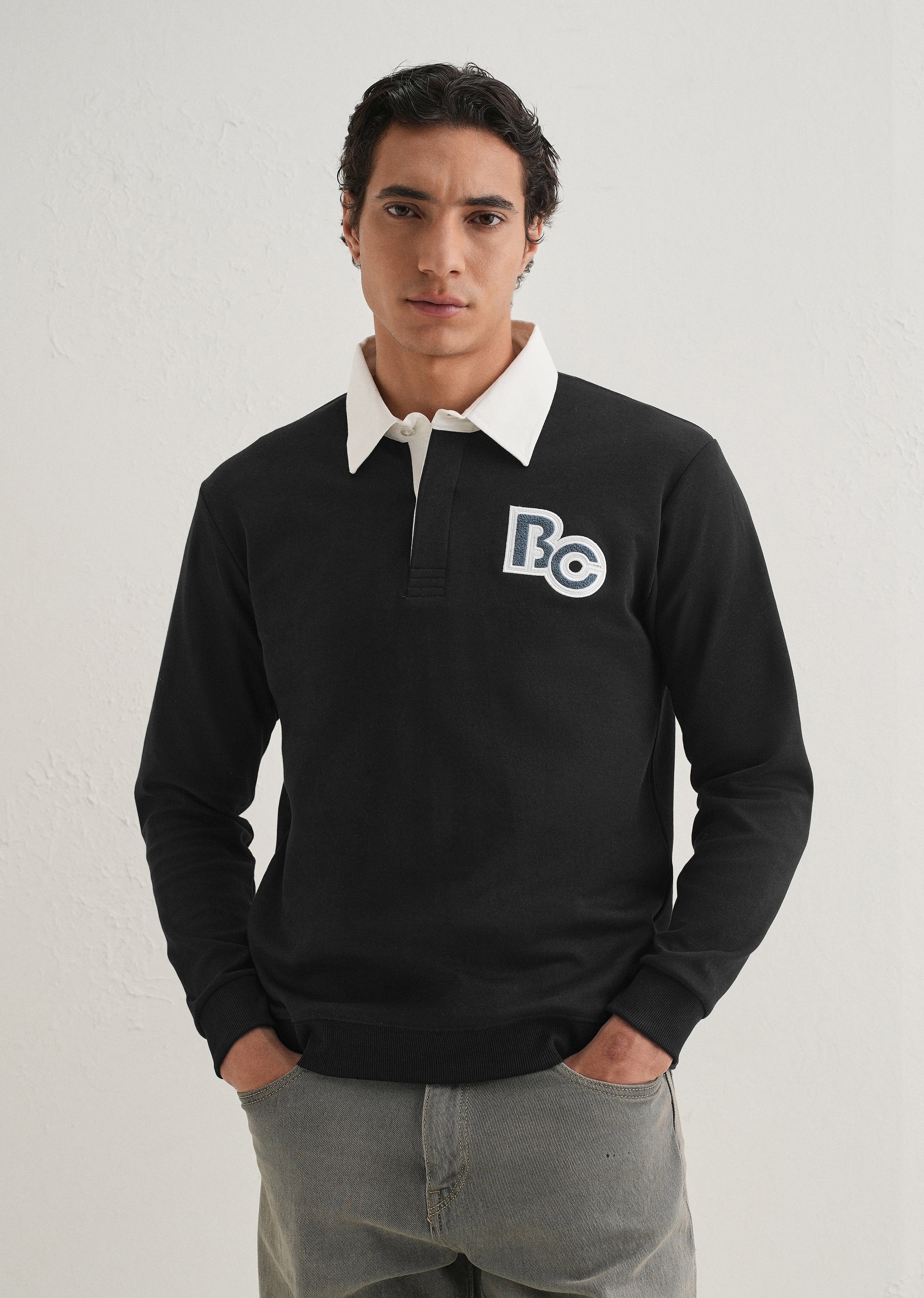 Black Back Print Polo Sweatshirt