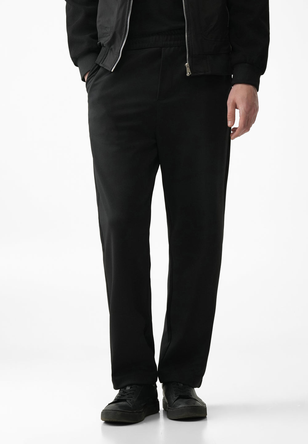 Black Elasticated Regular Fit Pant