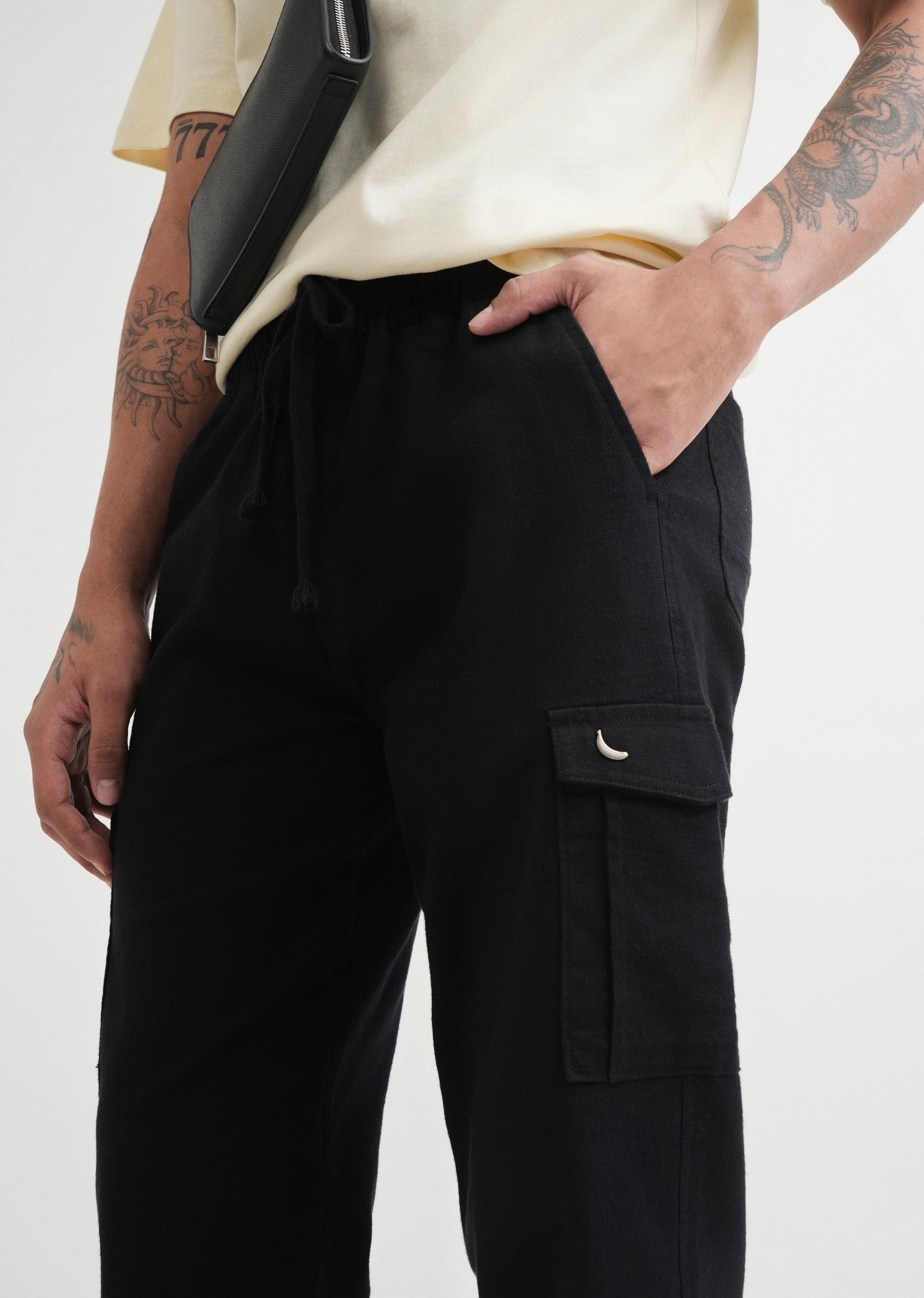 Black Elasticated Relaxed Fit Cargo Pant
