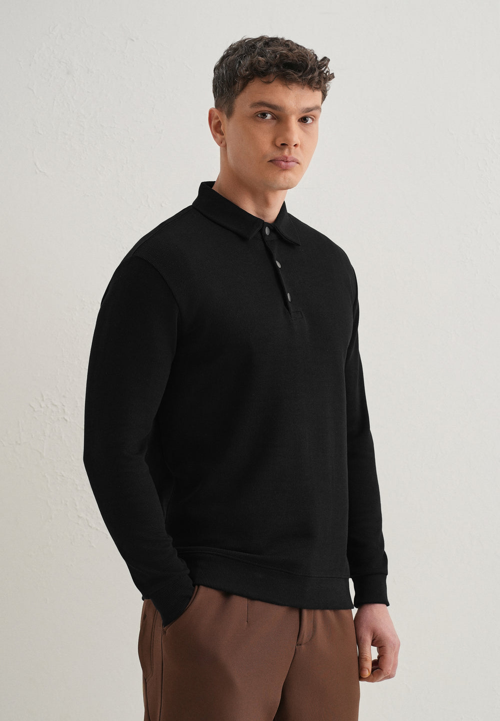 Black Knitted Polo Sweatshirt