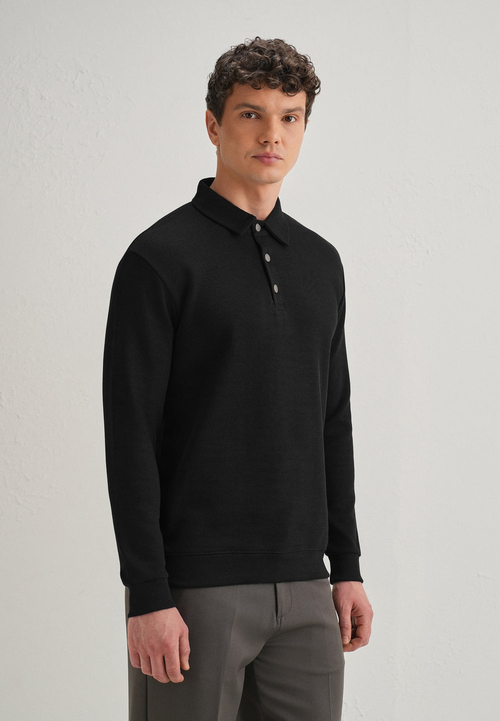 Black Knitted Polo Sweatshirt