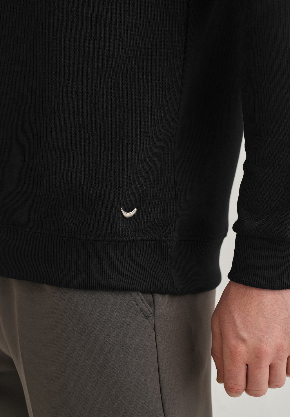 Black Knitted Polo Sweatshirt