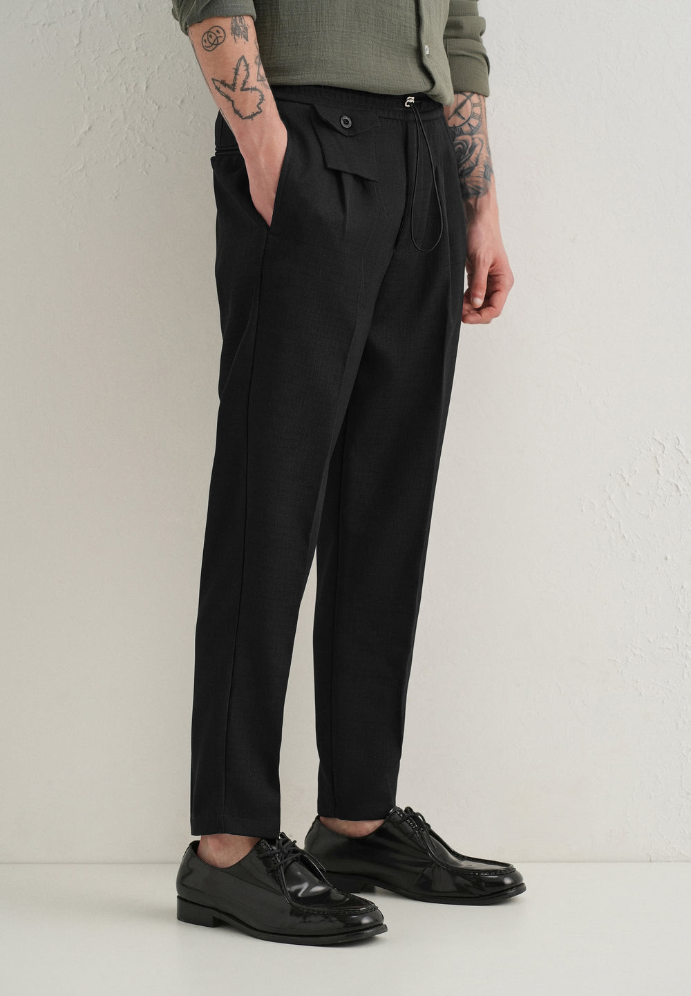 Black Pleated Korean Pant