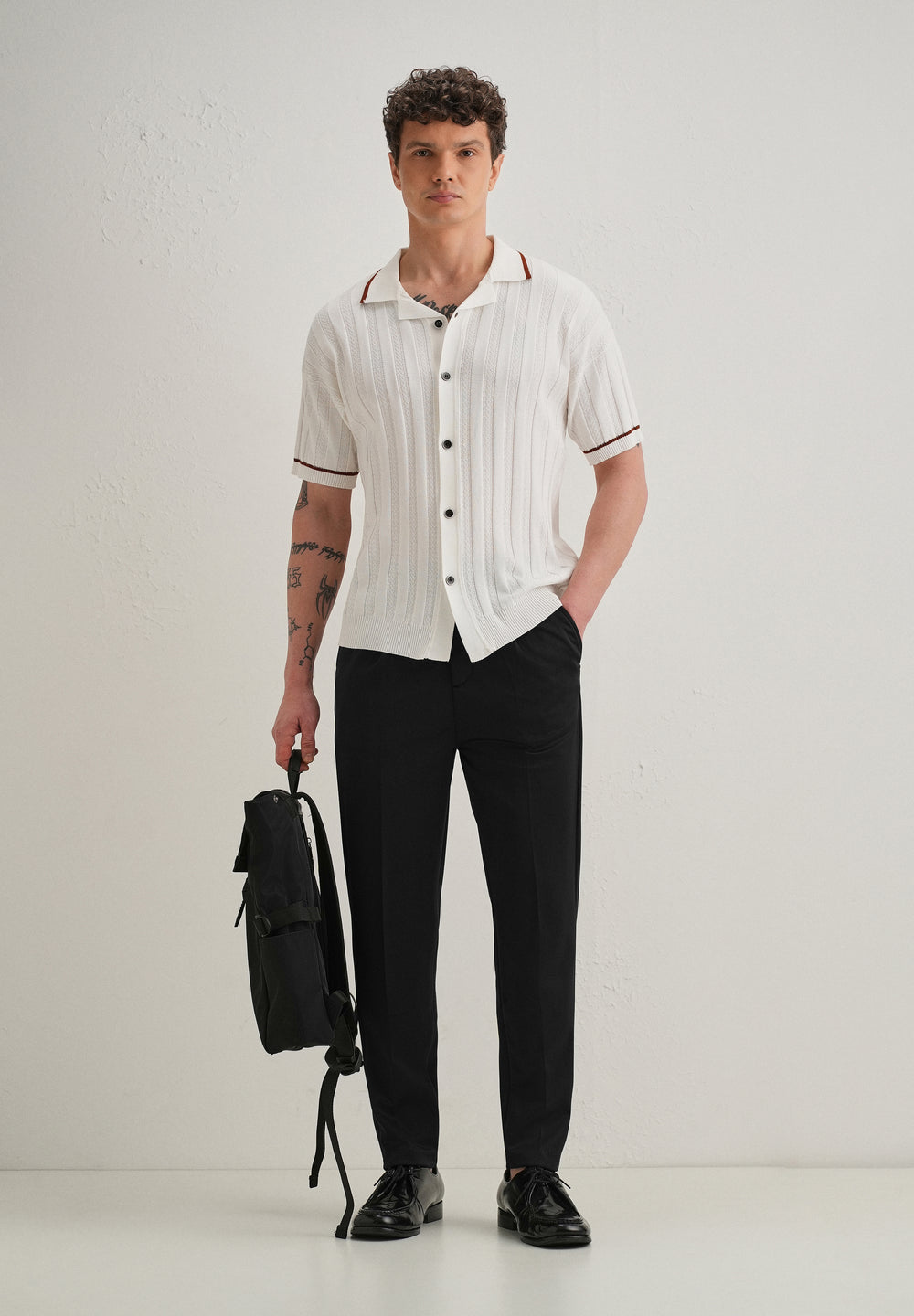 Black Pleated Relaxed Fit Trousers