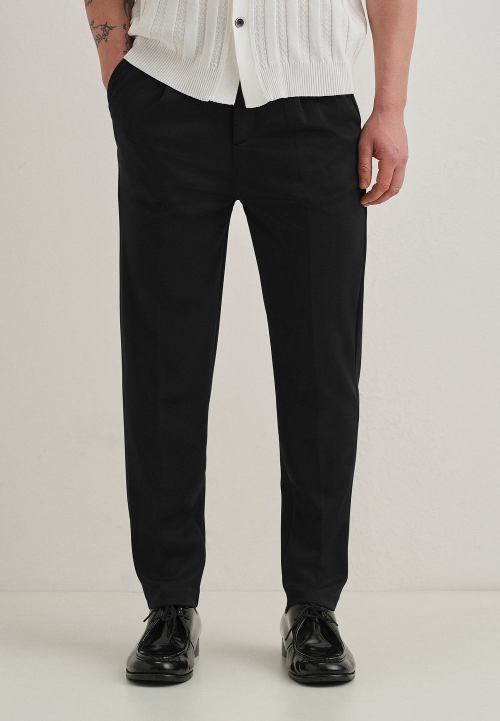 Black Pleated Relaxed Fit Trousers