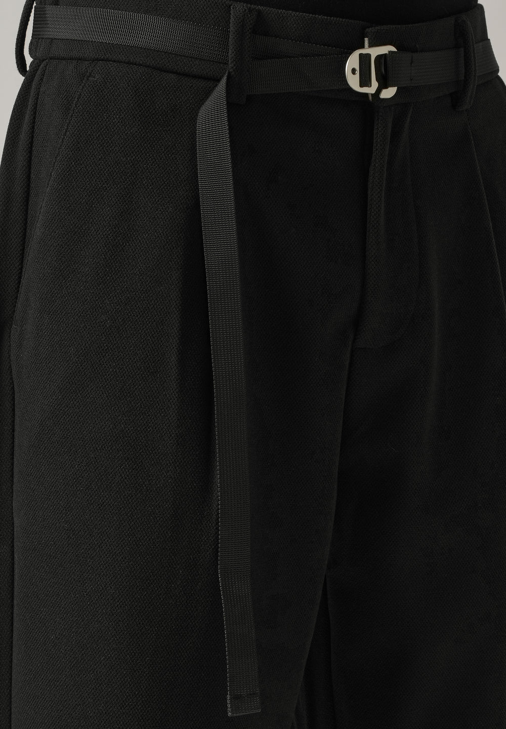 Black Relaxed Fit Textured Pleated Pant