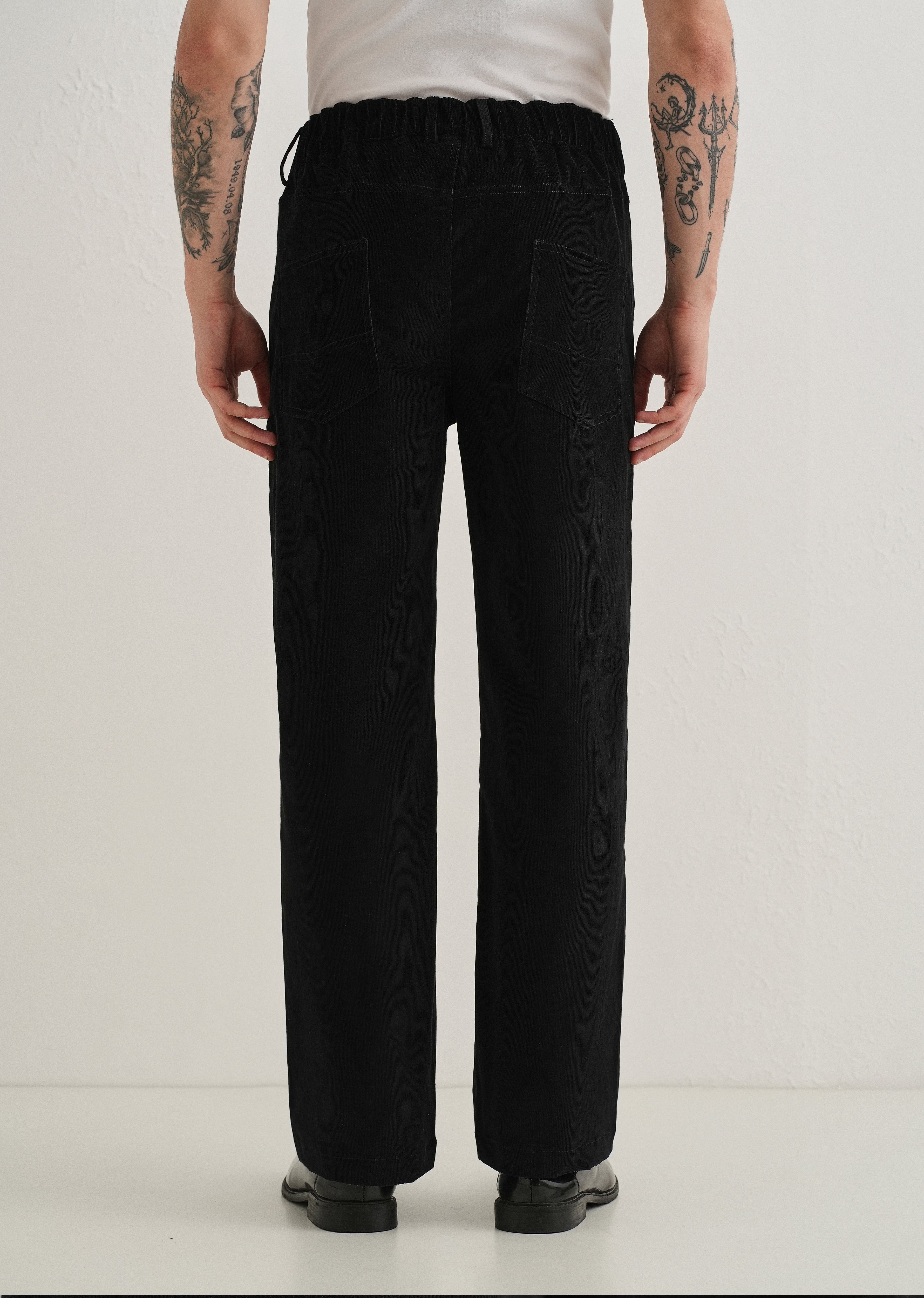 Black Semi-Elasticated Corduroy Pant