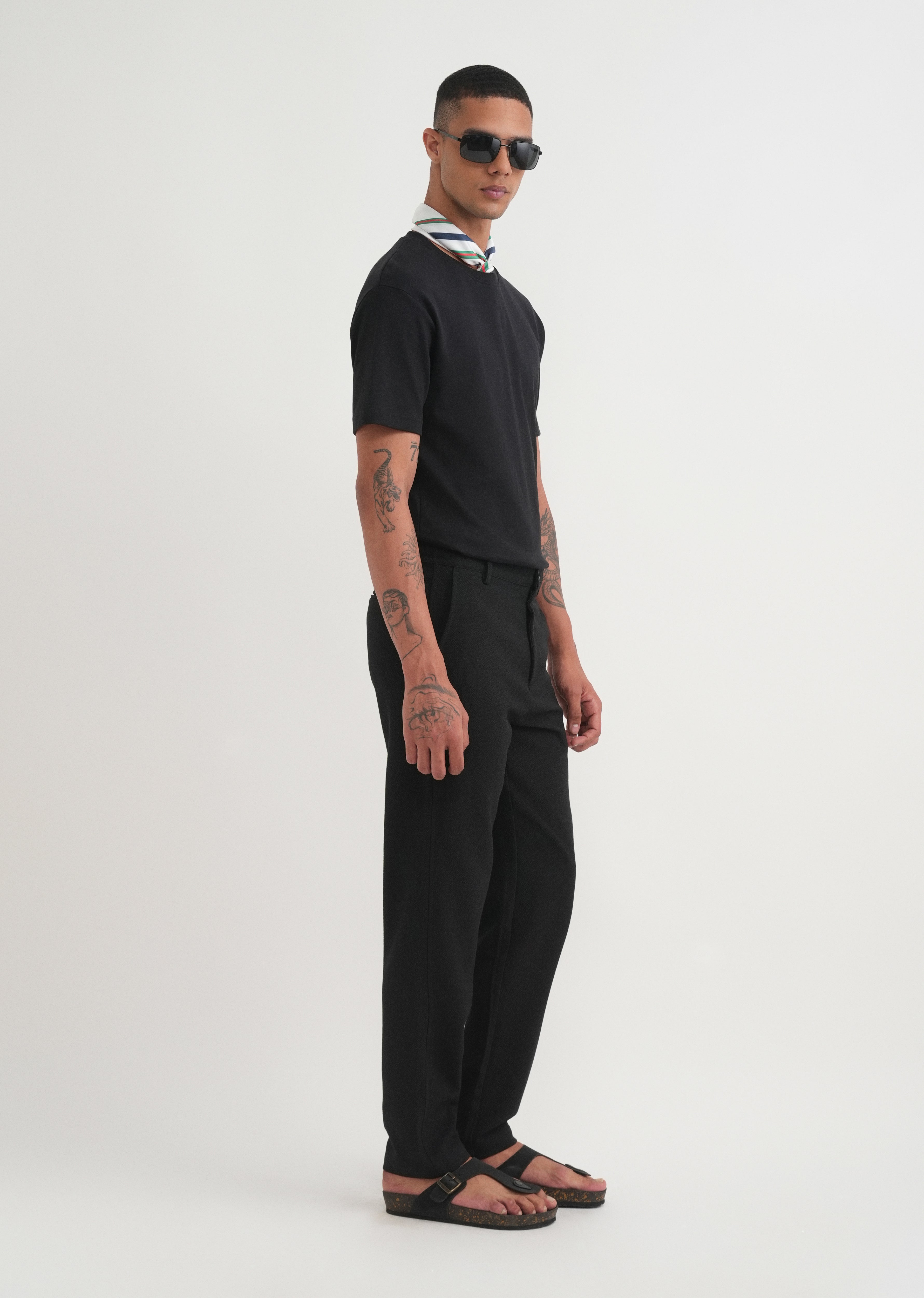 Black Semi-Elasticated Textured Pant