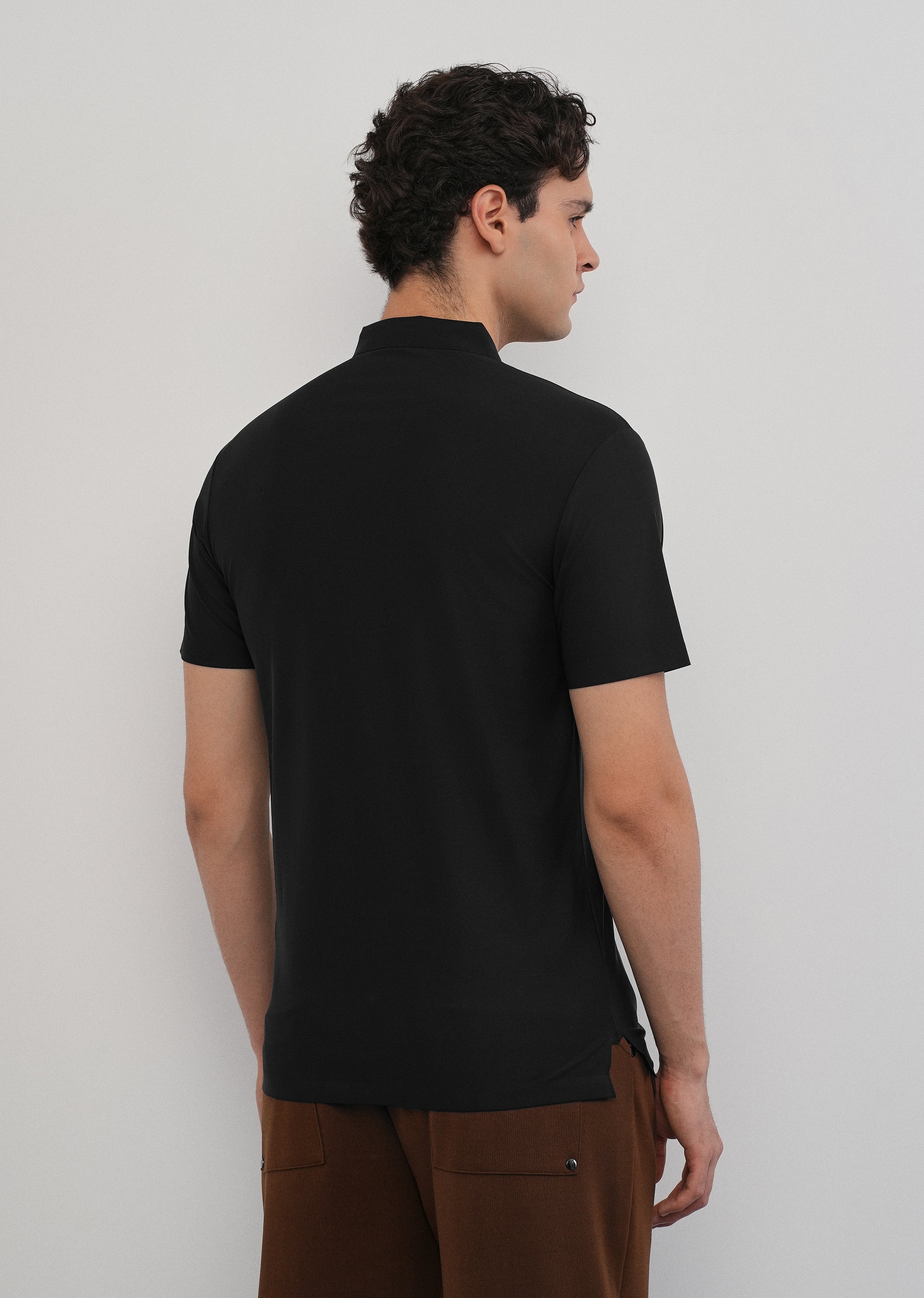 Black Stitchless Polo Collar T-Shirt