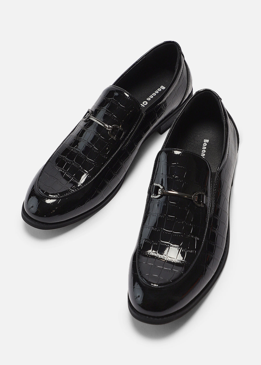 Glossy Textured Black Loafer