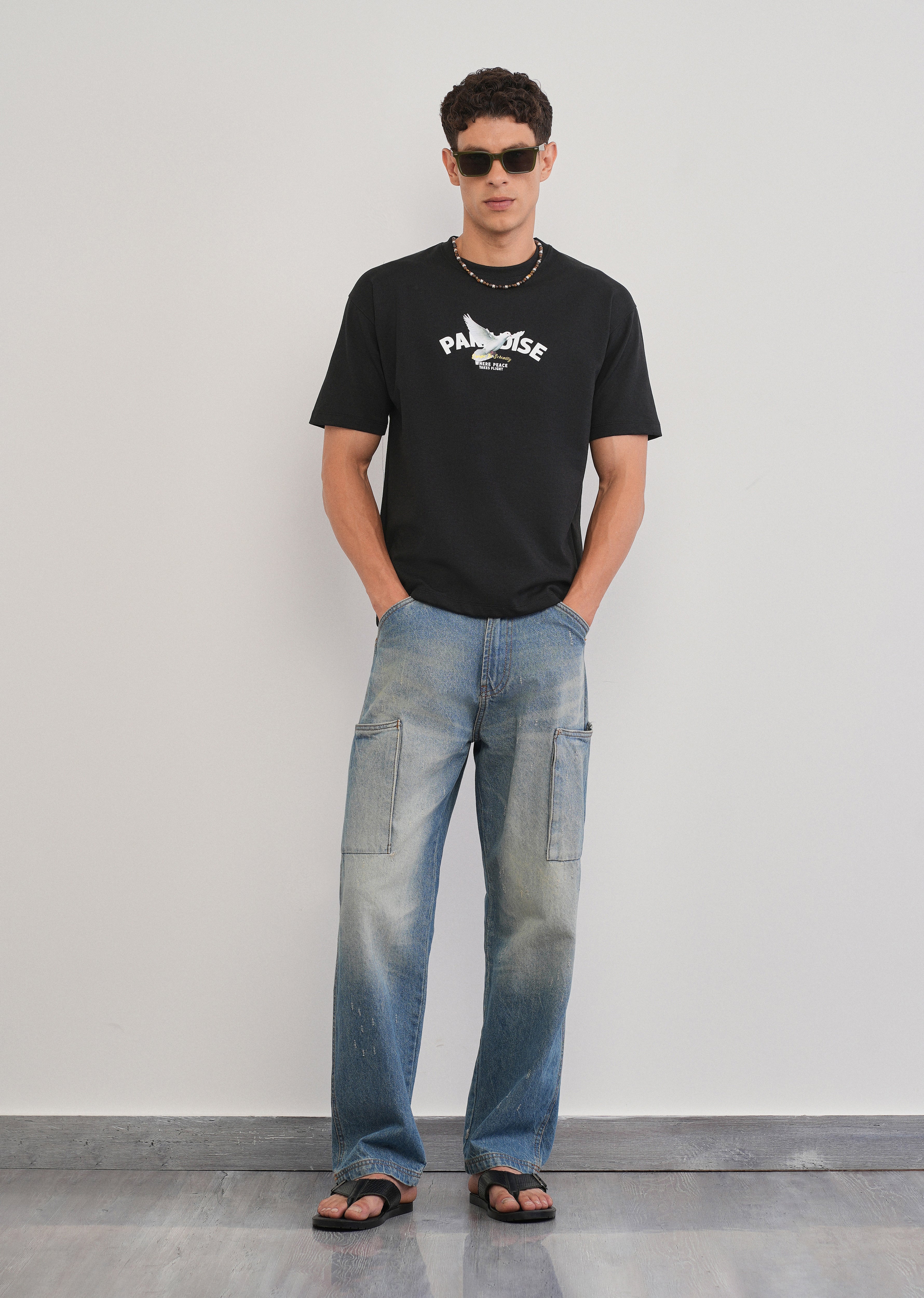 Black Paradise Graphic Print T-shirt