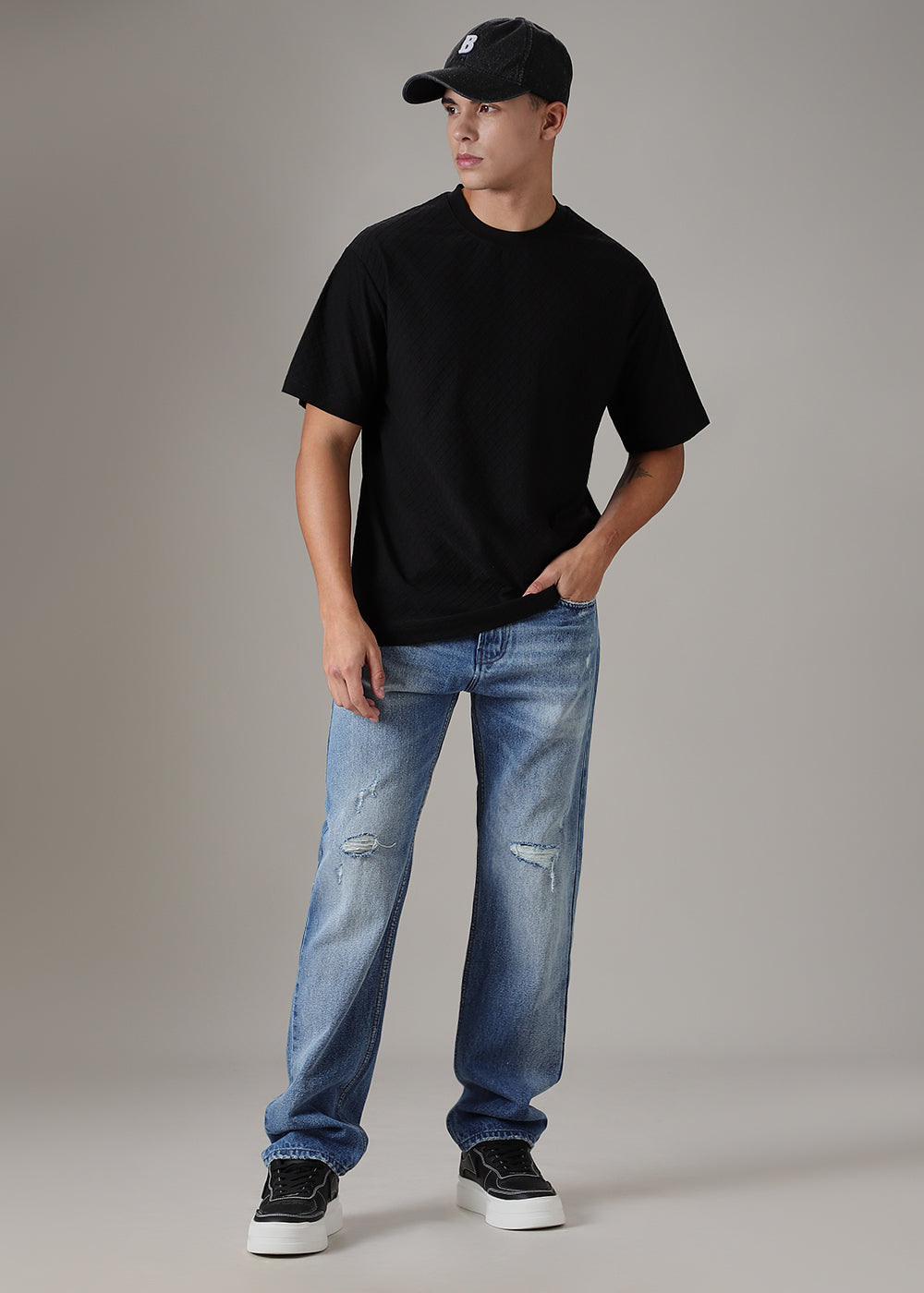 Black Textured Regular Fit T-shirt