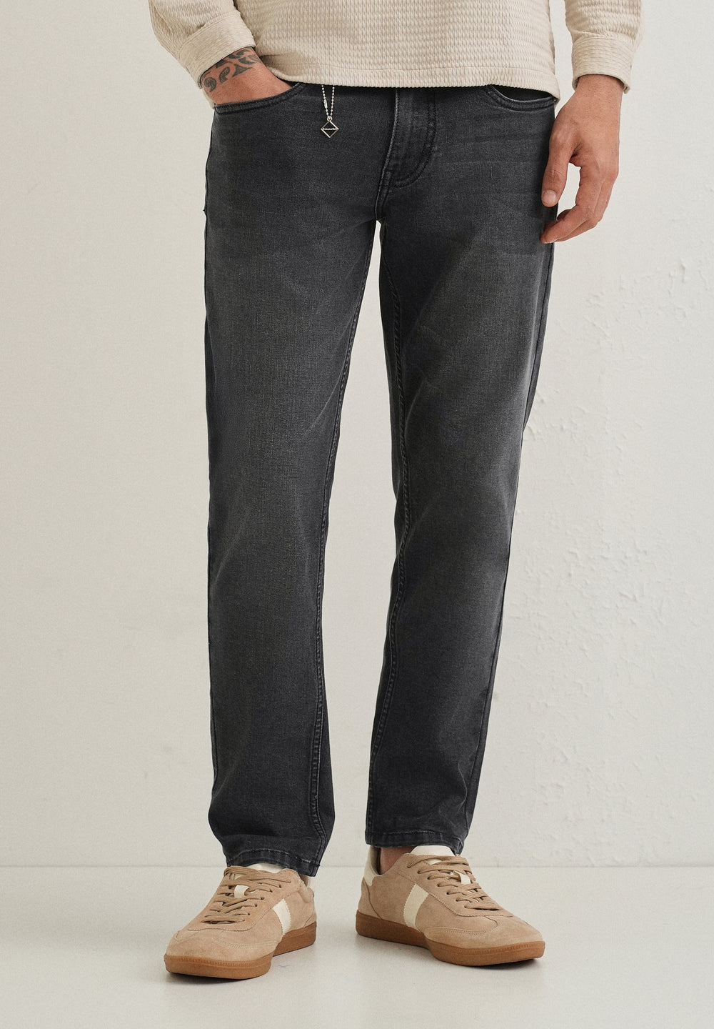 Black Wash Carrot Fit Jeans