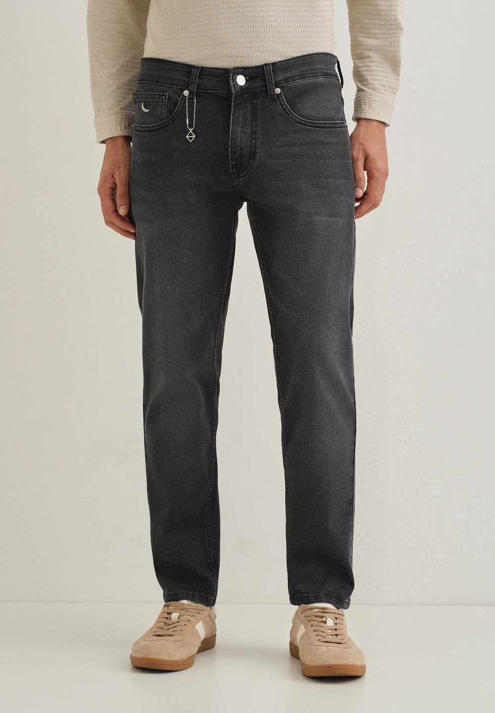 Black Wash Carrot Fit Jeans