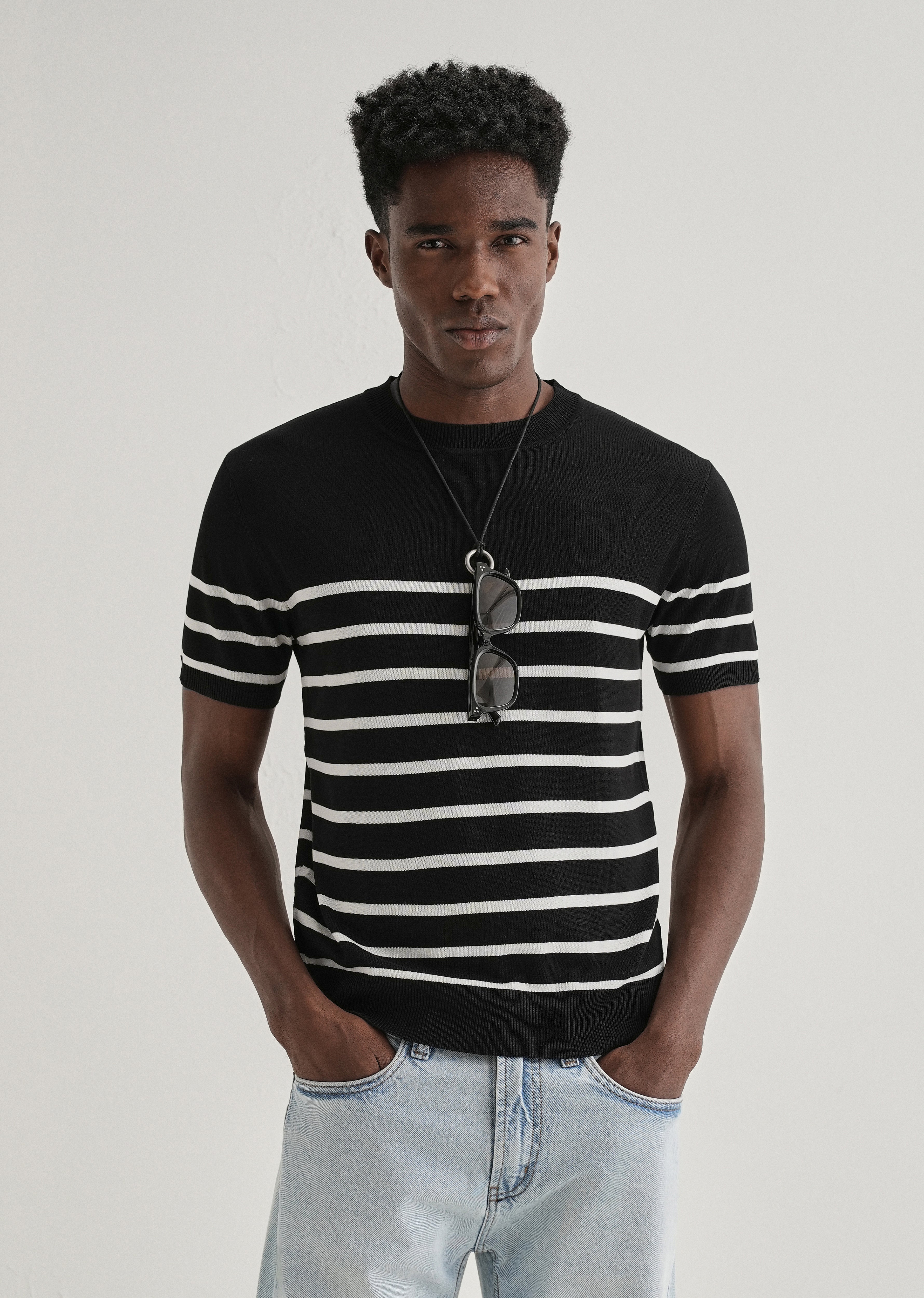 Black White Striped Knitted T-shirt
