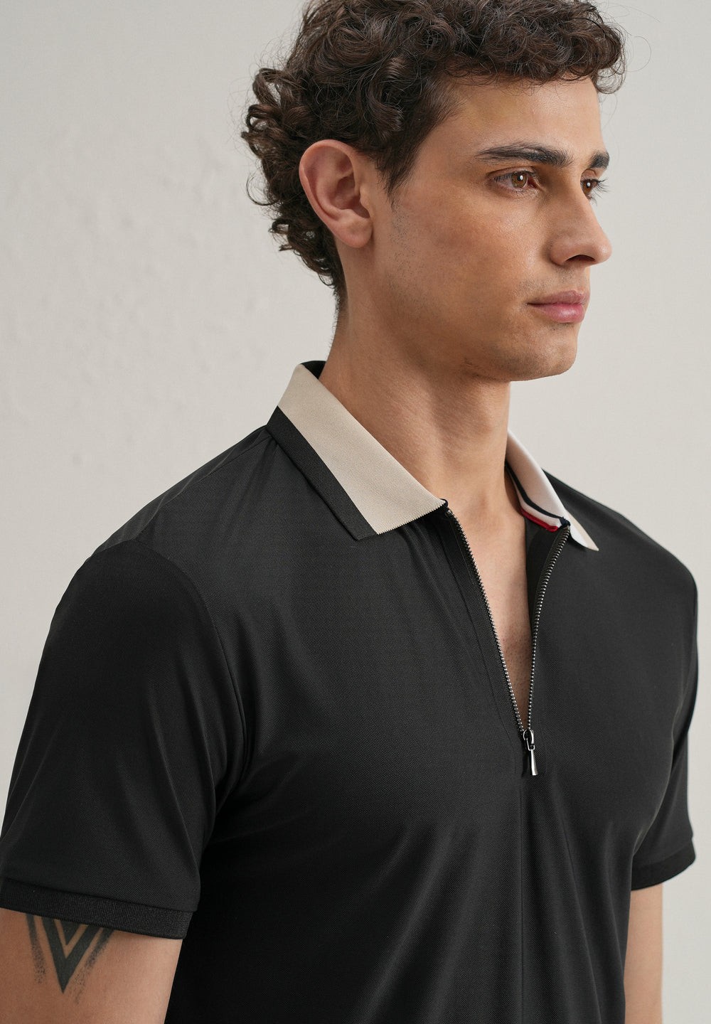 Black Zipper Polo Collar Seamless T-shirt