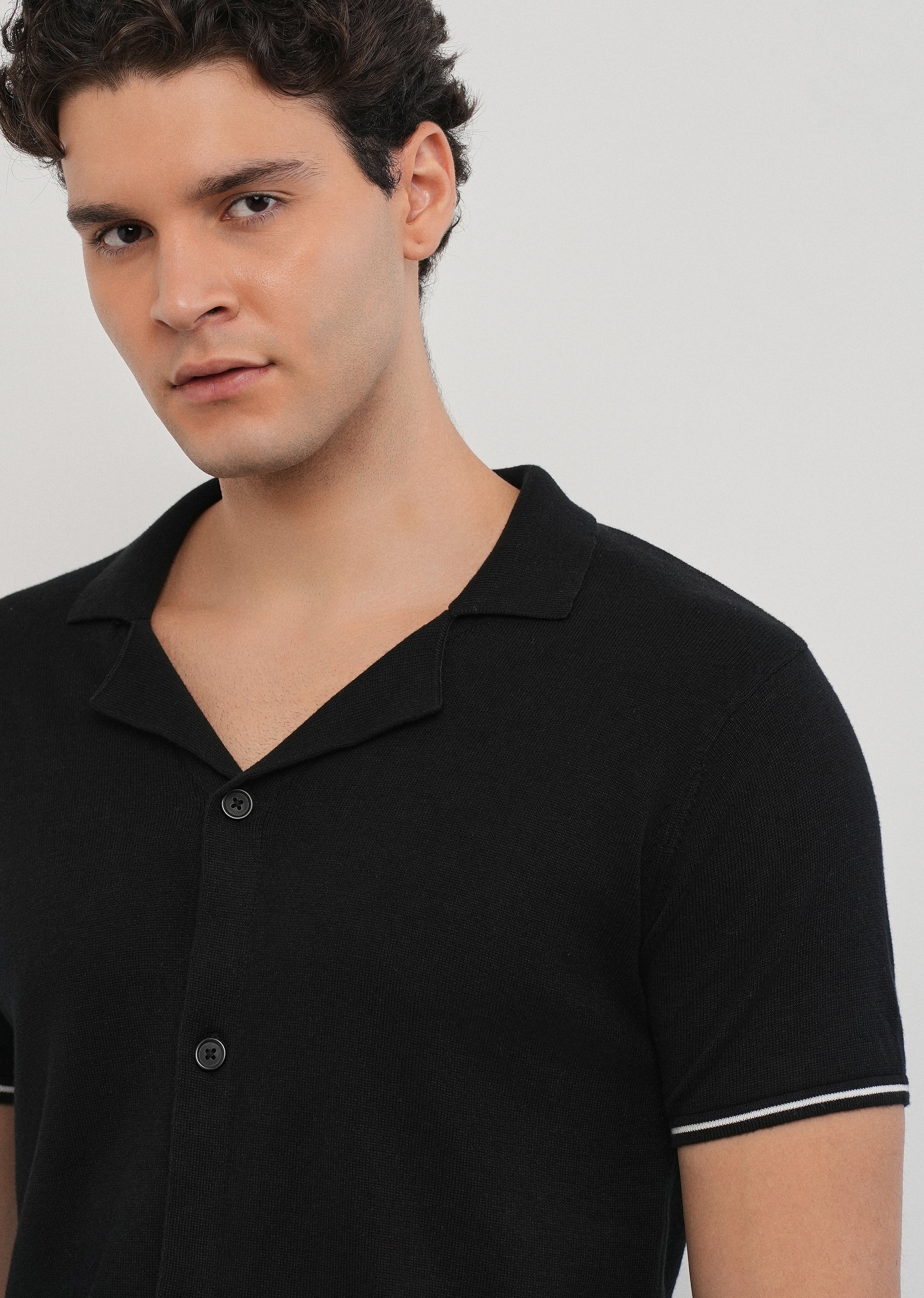 Black Plain Knit Cuban Collar Shirt