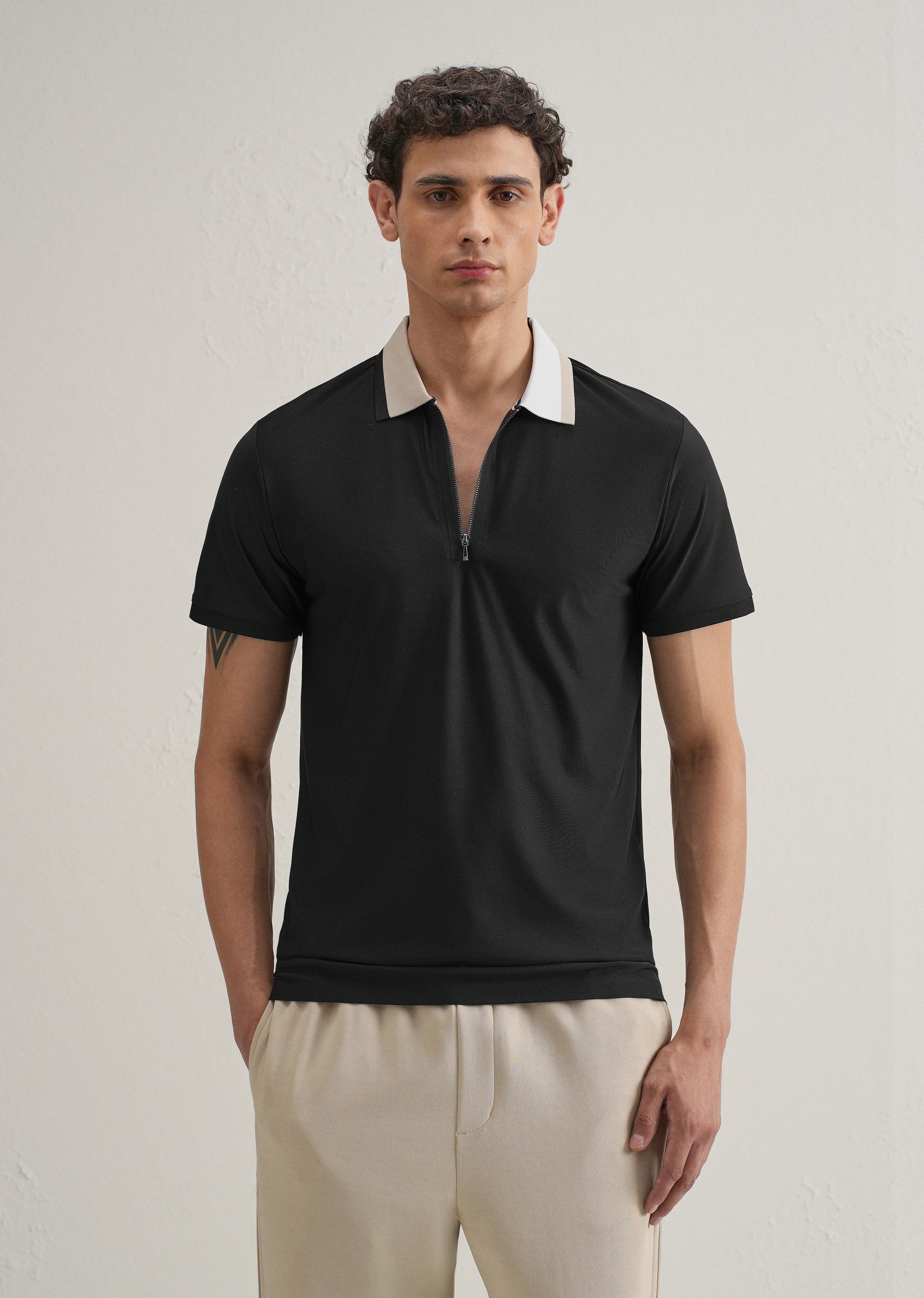 Black Zipper Polo Collar Seamless T-shirt