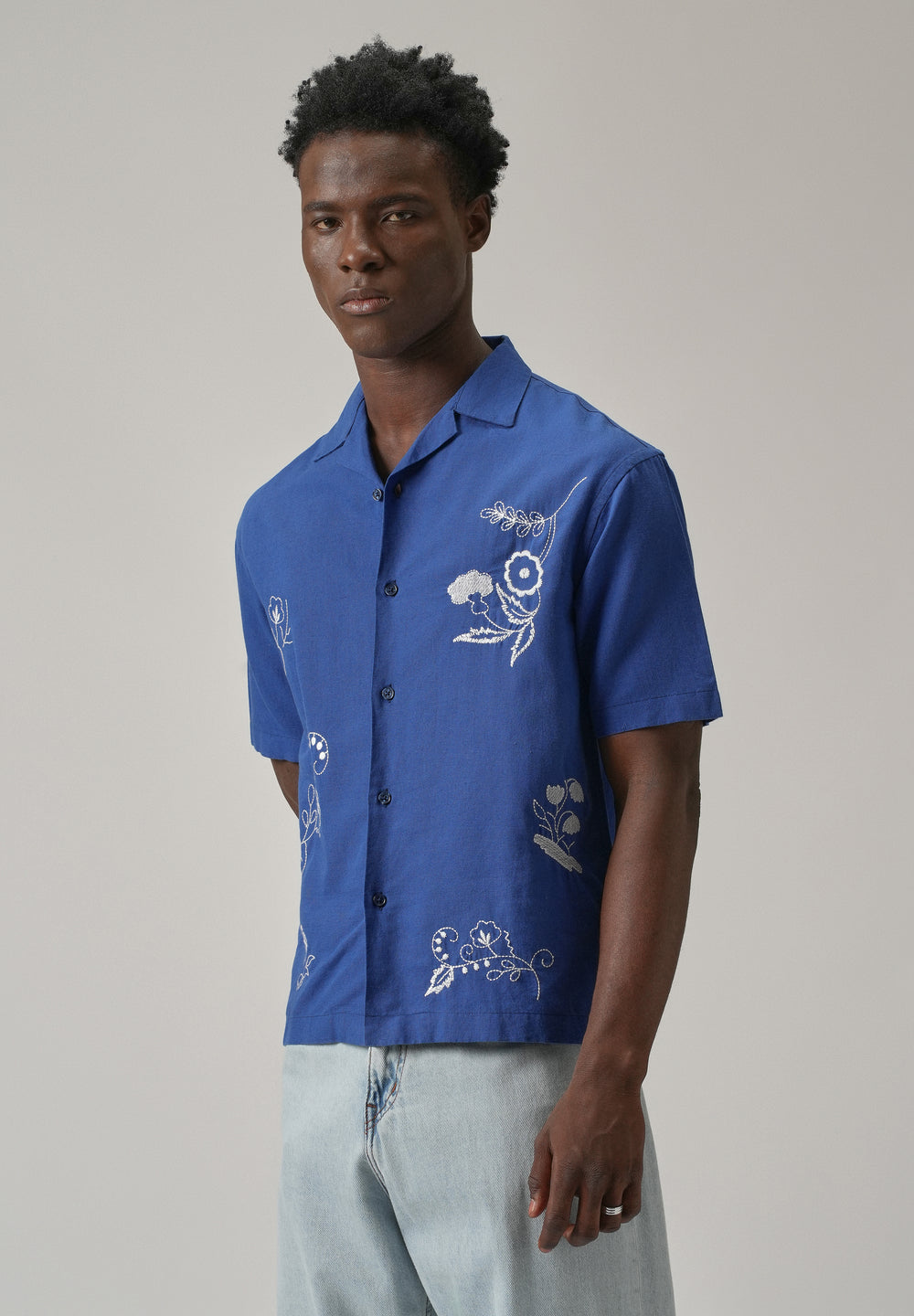 Blue Pattern Embroidery Linen Shirt