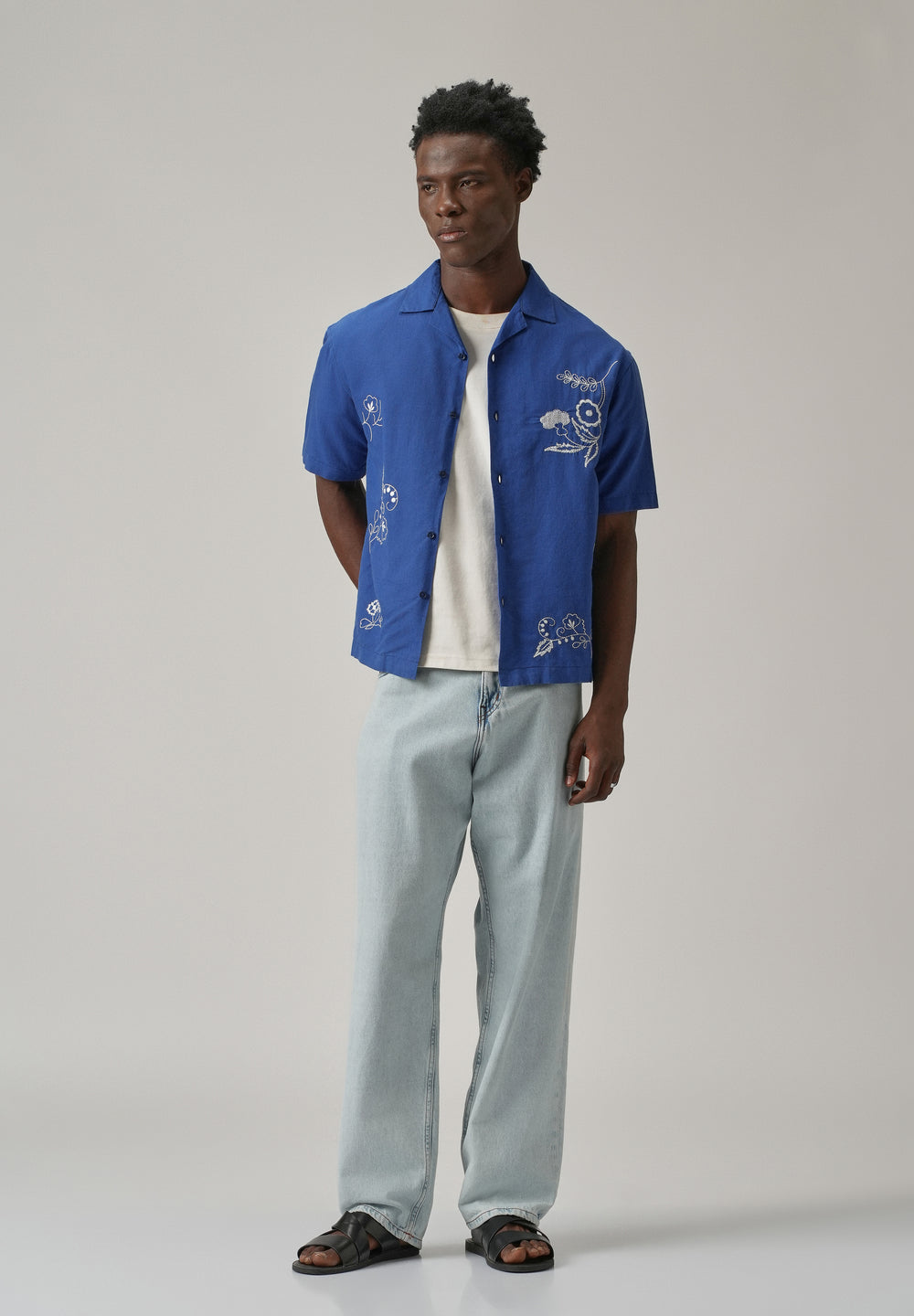 Blue Pattern Embroidery Linen Shirt