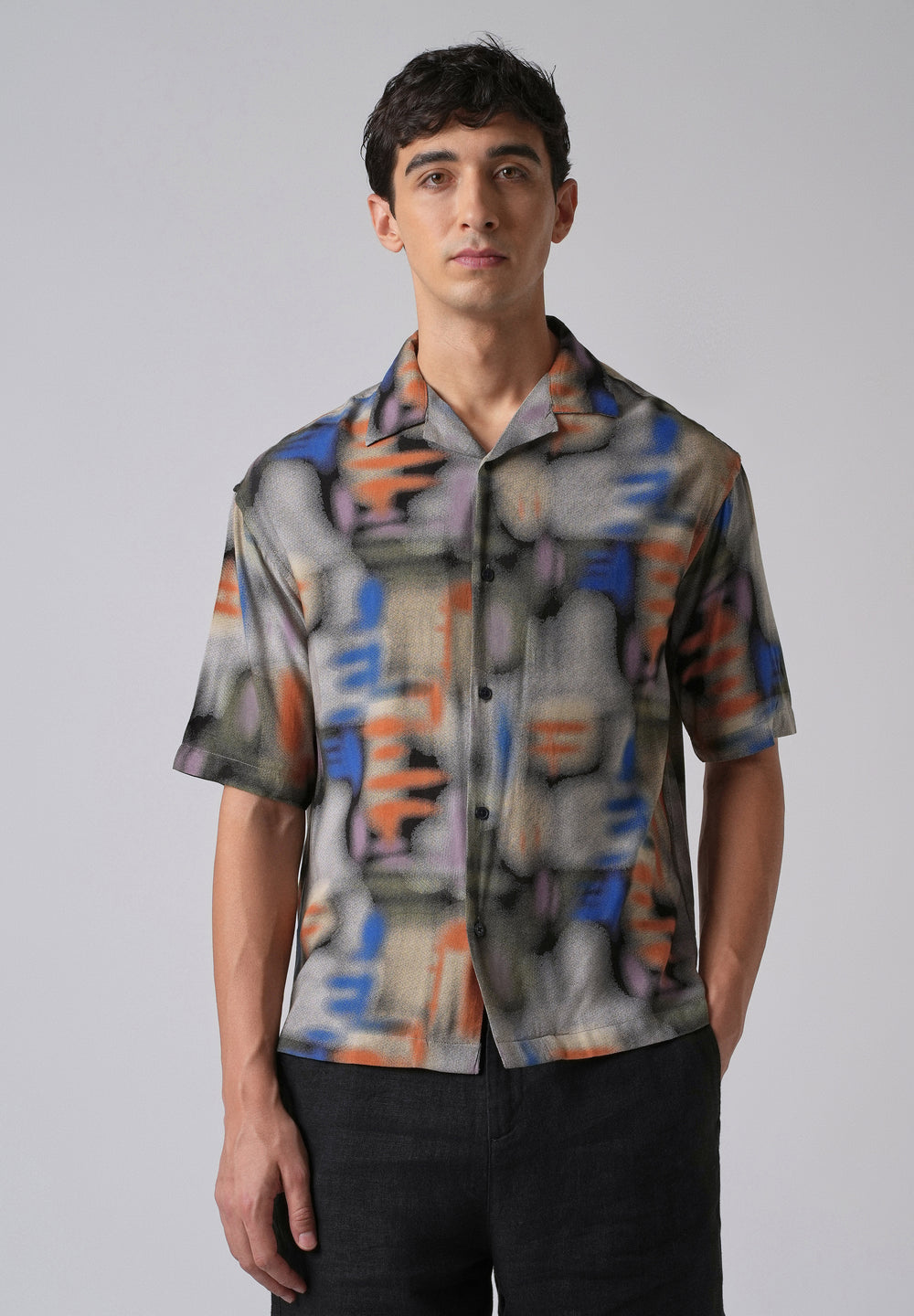 Blurry Graphic Oversized Feather Shirt