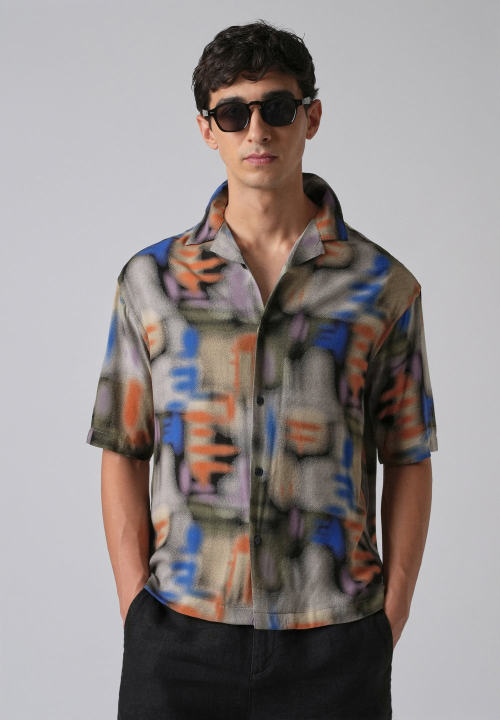 Blurry Graphic Oversized Feather Shirt