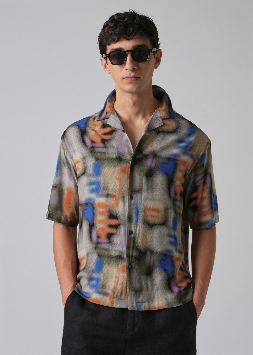 Blurry Graphic Oversized Feather Shirt