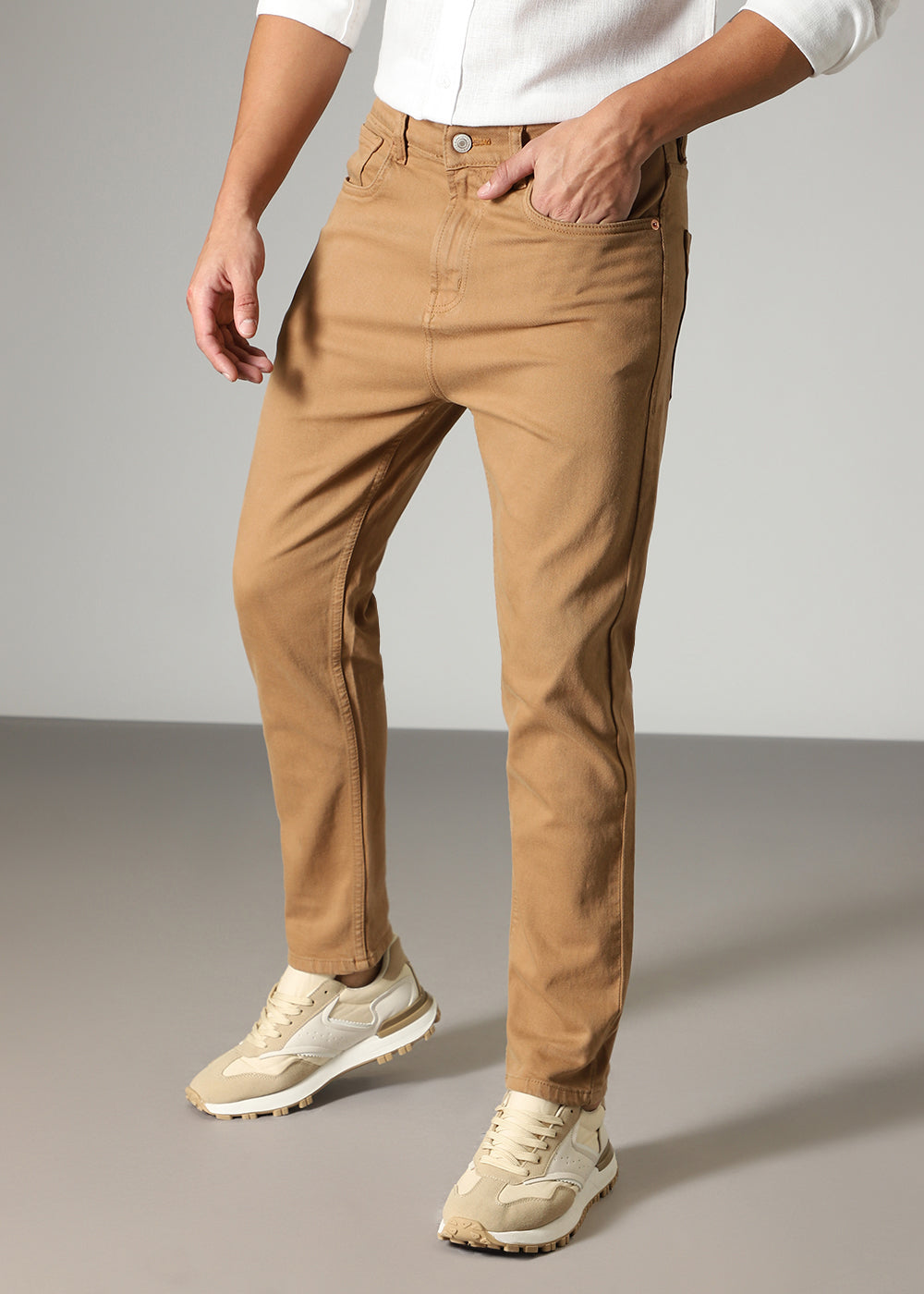 Brown Carrot Fit Denim