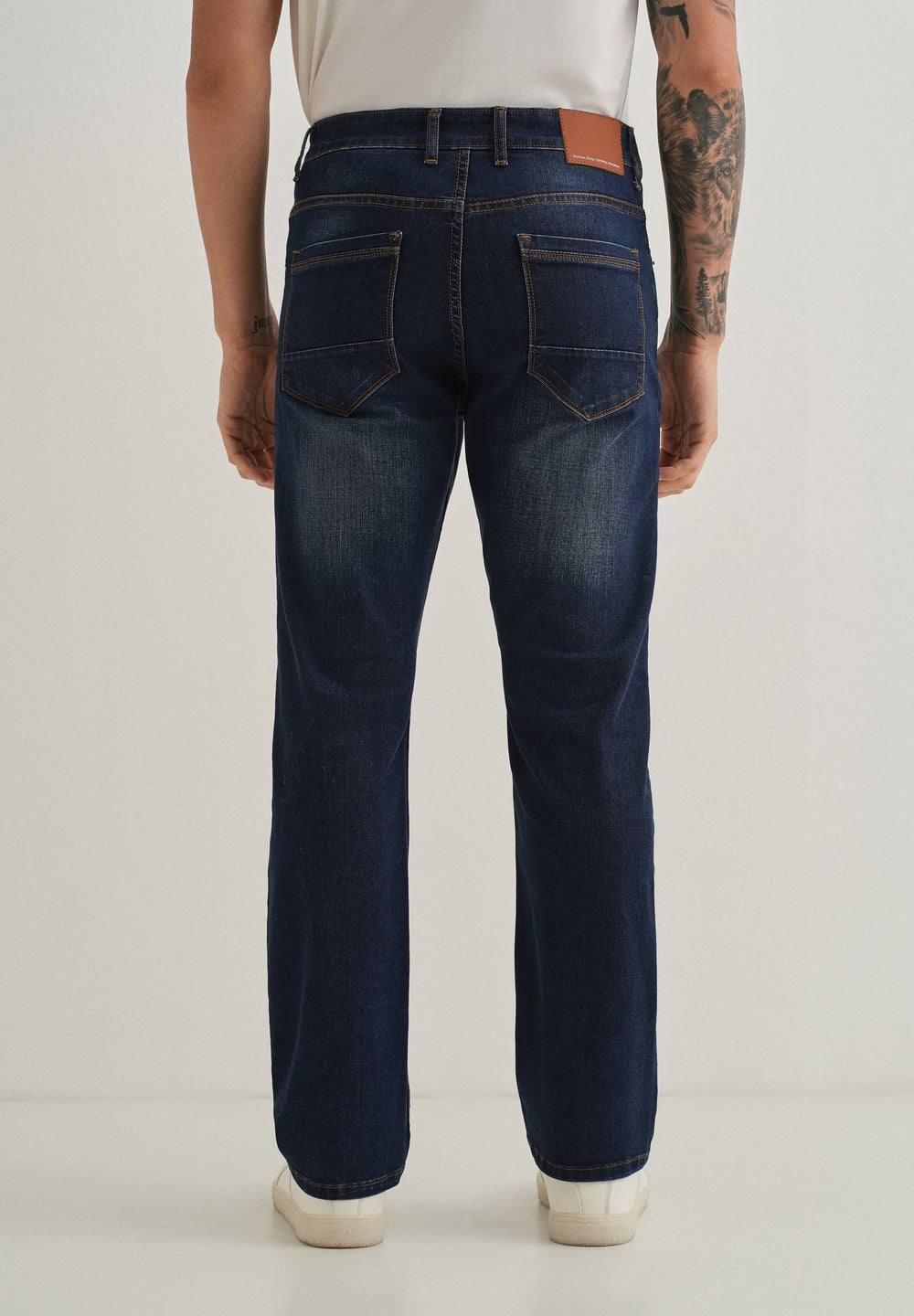 Classic Indigo Straight jeans