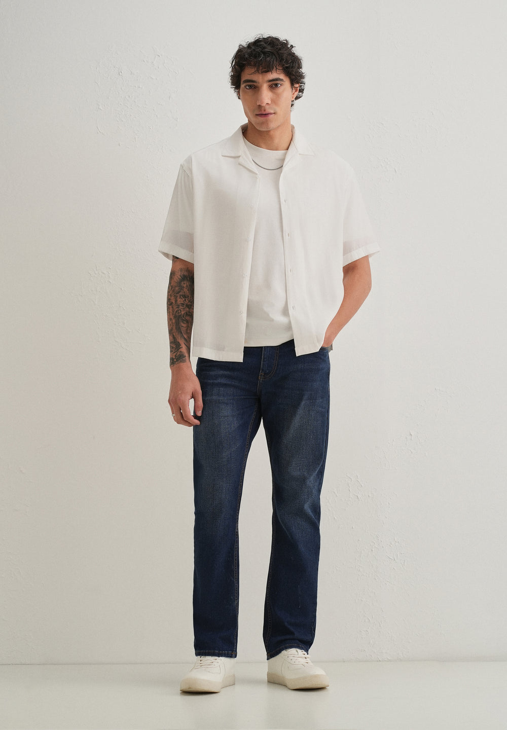 Classic Indigo Straight jeans