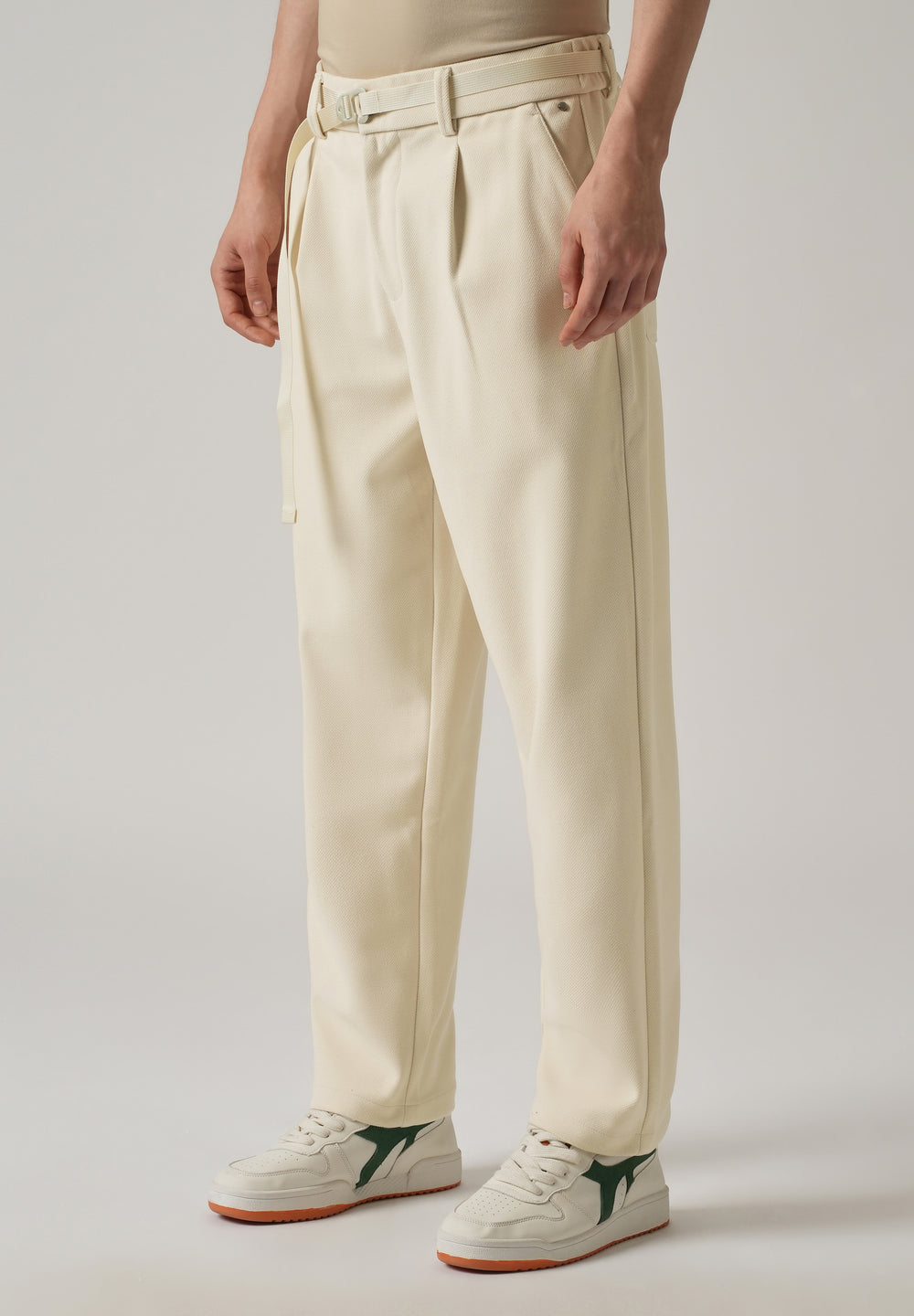 Cream Relaxed Fit Textured Pleated Pant