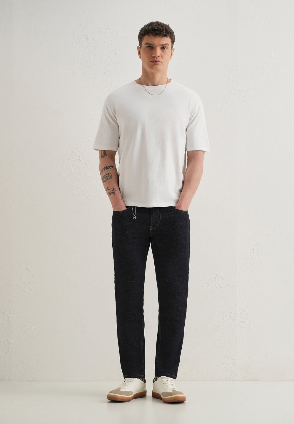 Dark Blue Mid Rise Carrot Fit Jeans