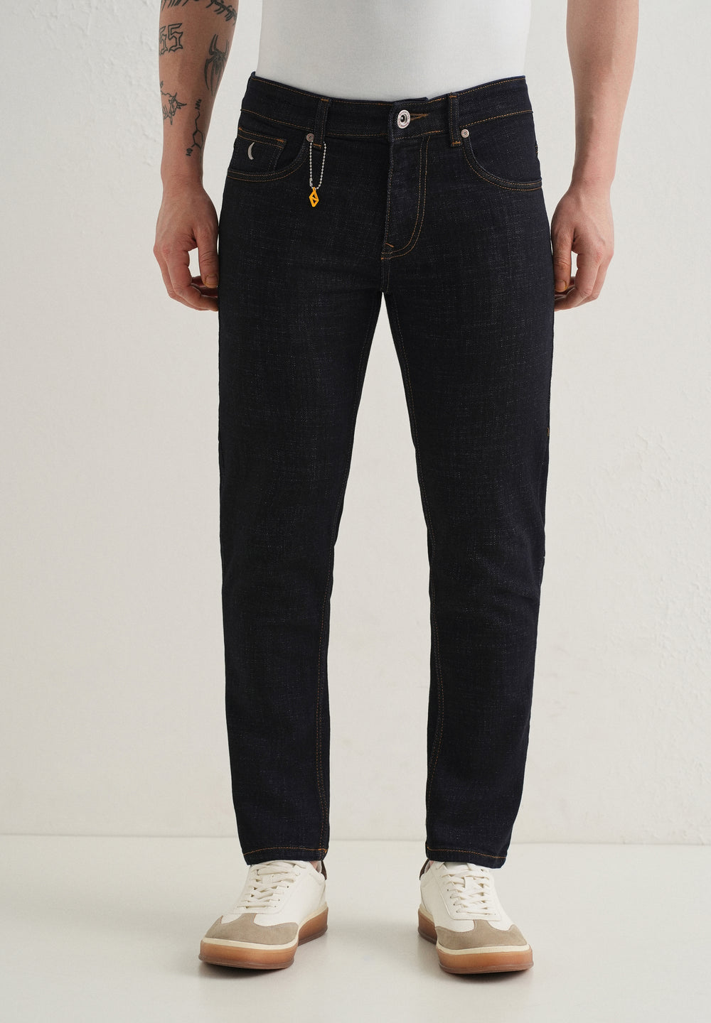 Dark Blue Mid Rise Carrot Fit Jeans