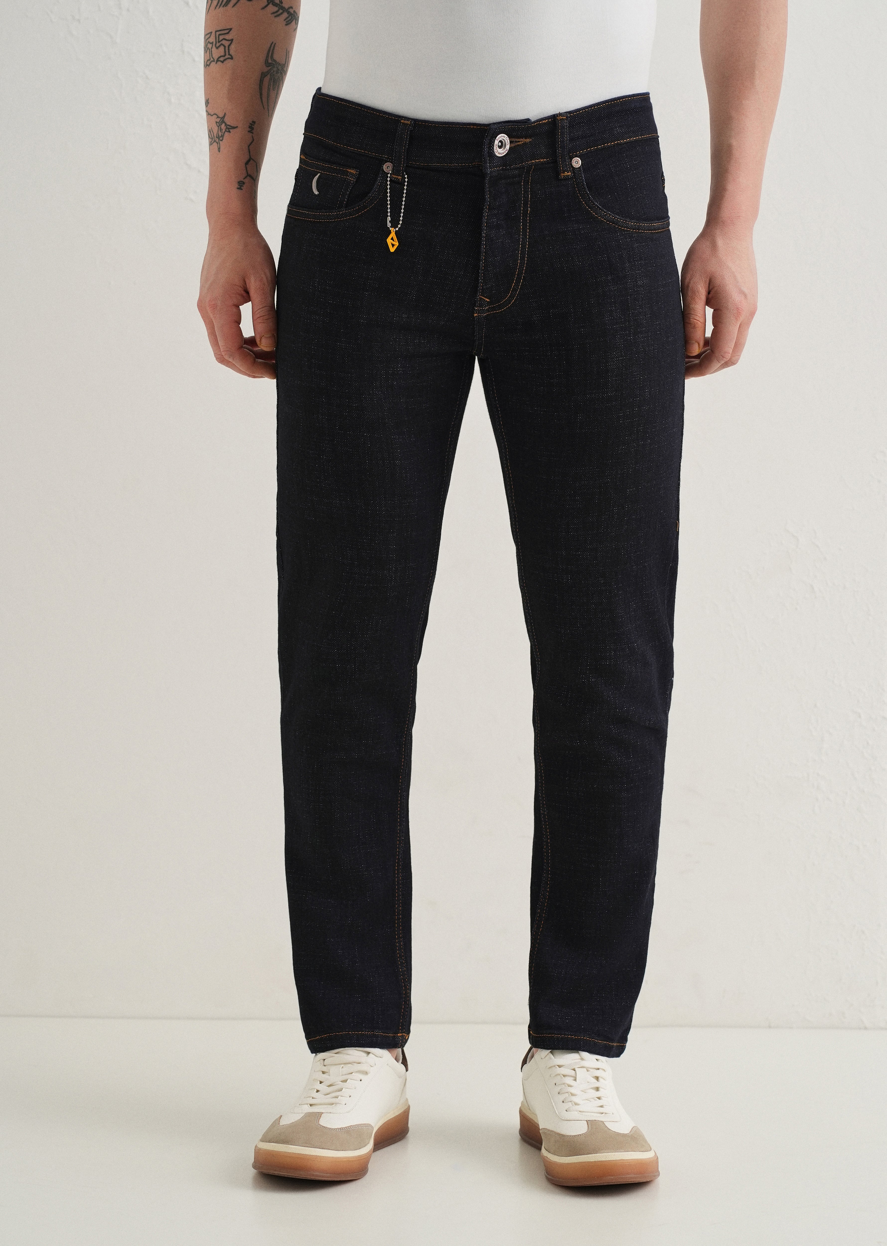 Dark Blue Mid Rise Carrot Fit Jeans