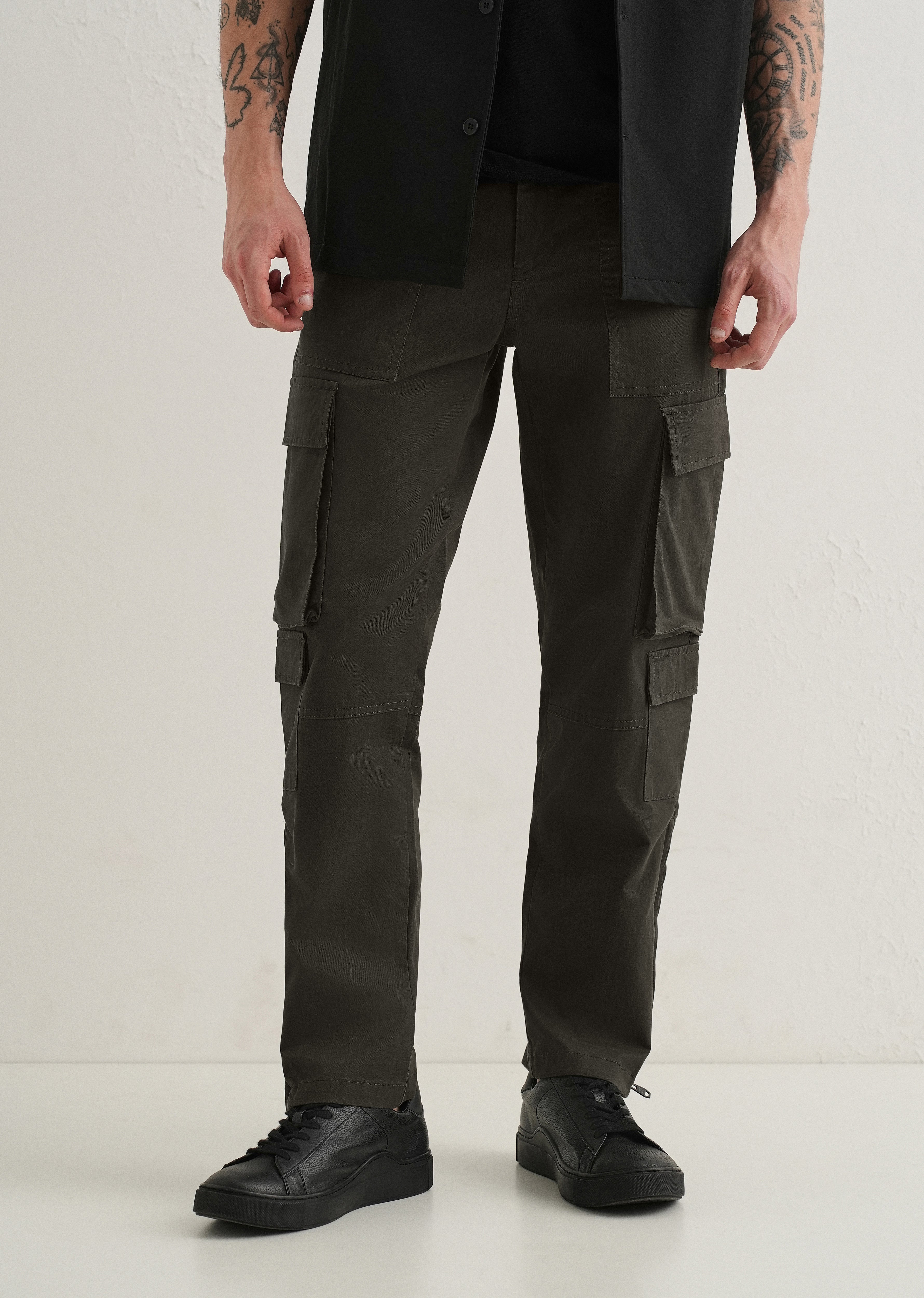 Dark Olive Zipper Cargo Pant