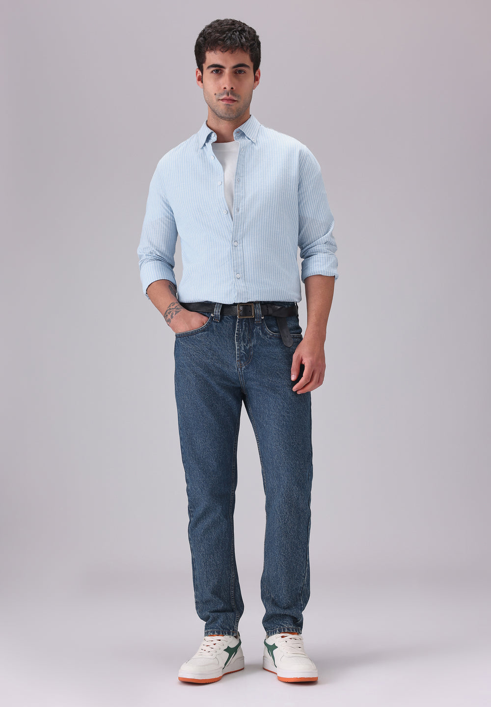 Dark Wash Carrot Fit Jeans