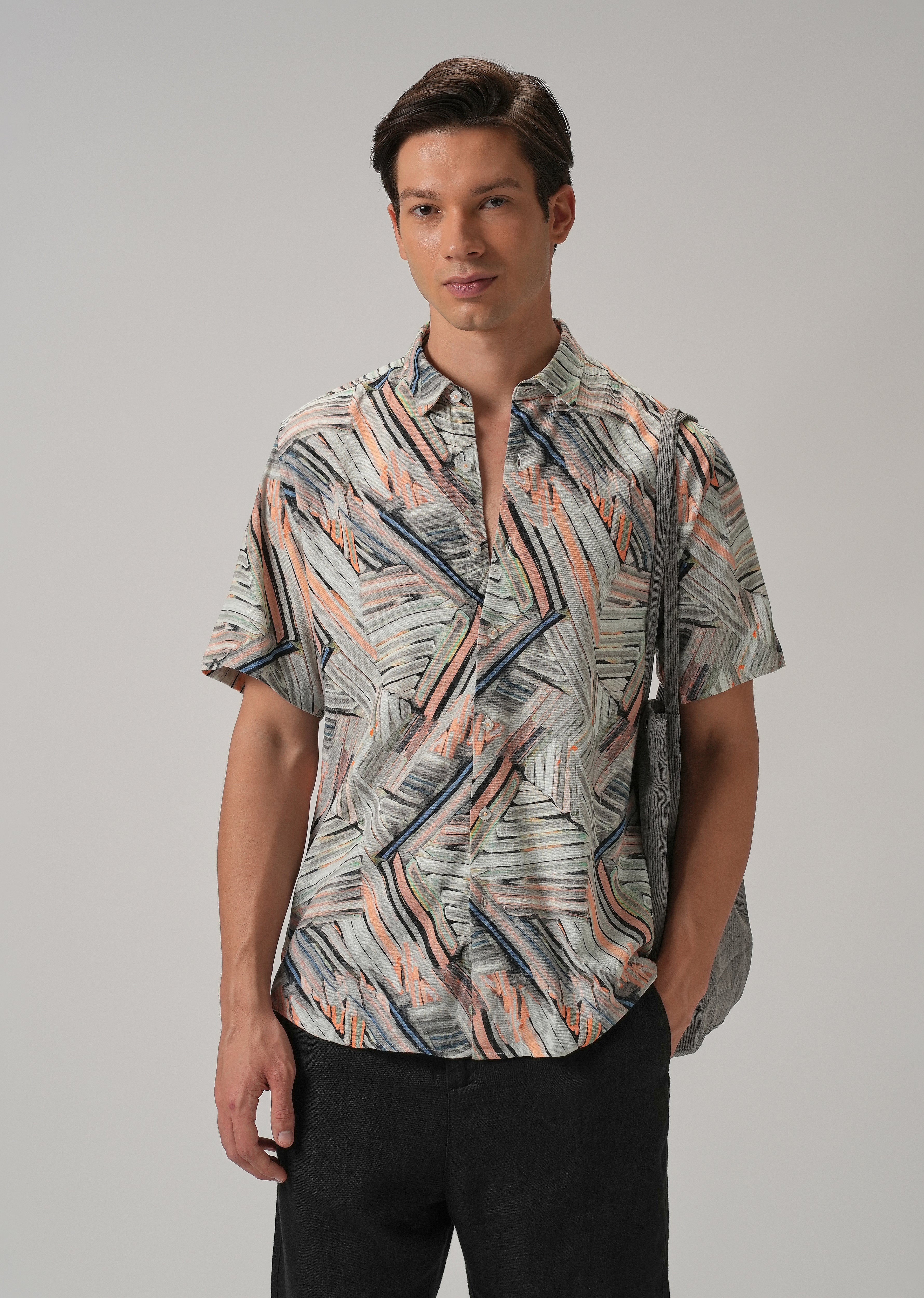 Delineated White Half Sleeve shirt