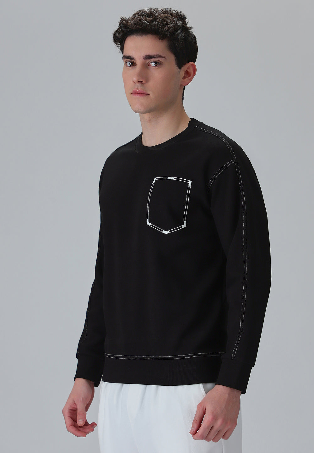 Embro Pocket Black Sweatshirt