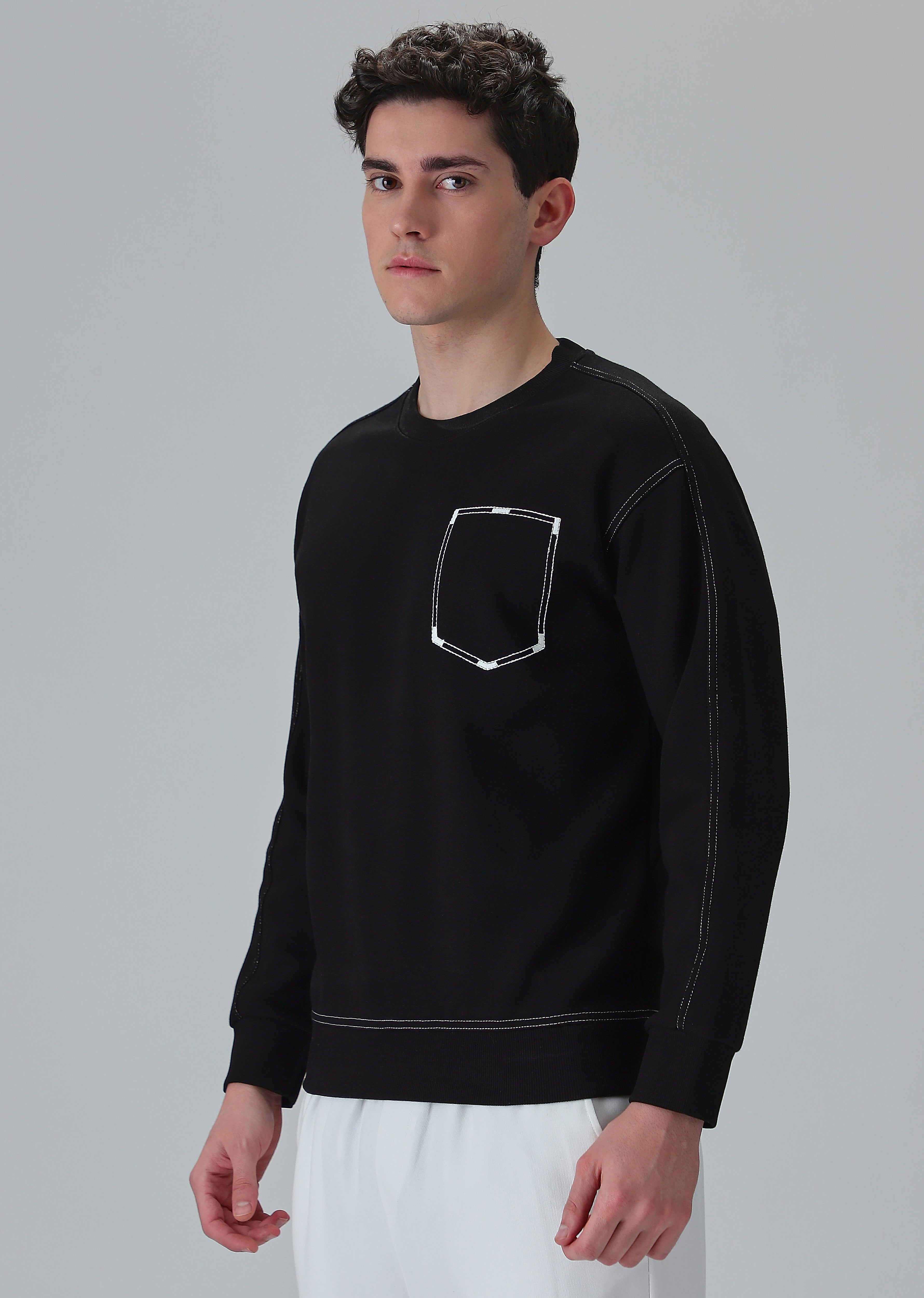 Embro Pocket Black Sweatshirt