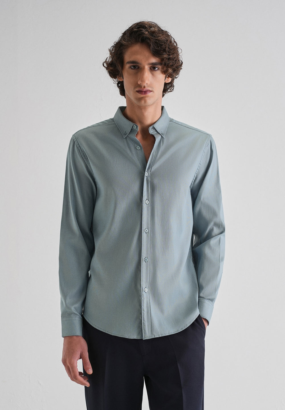 Fairview Blue Plain Blended Cotton Regular Fit Shirt