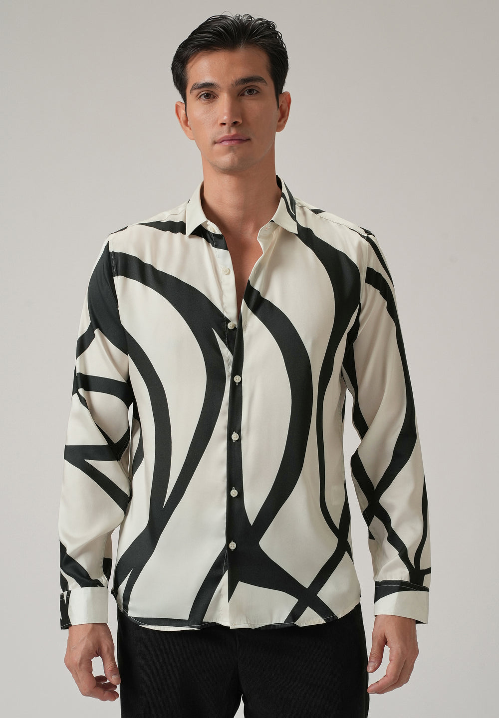 Flow Line Print Shirt